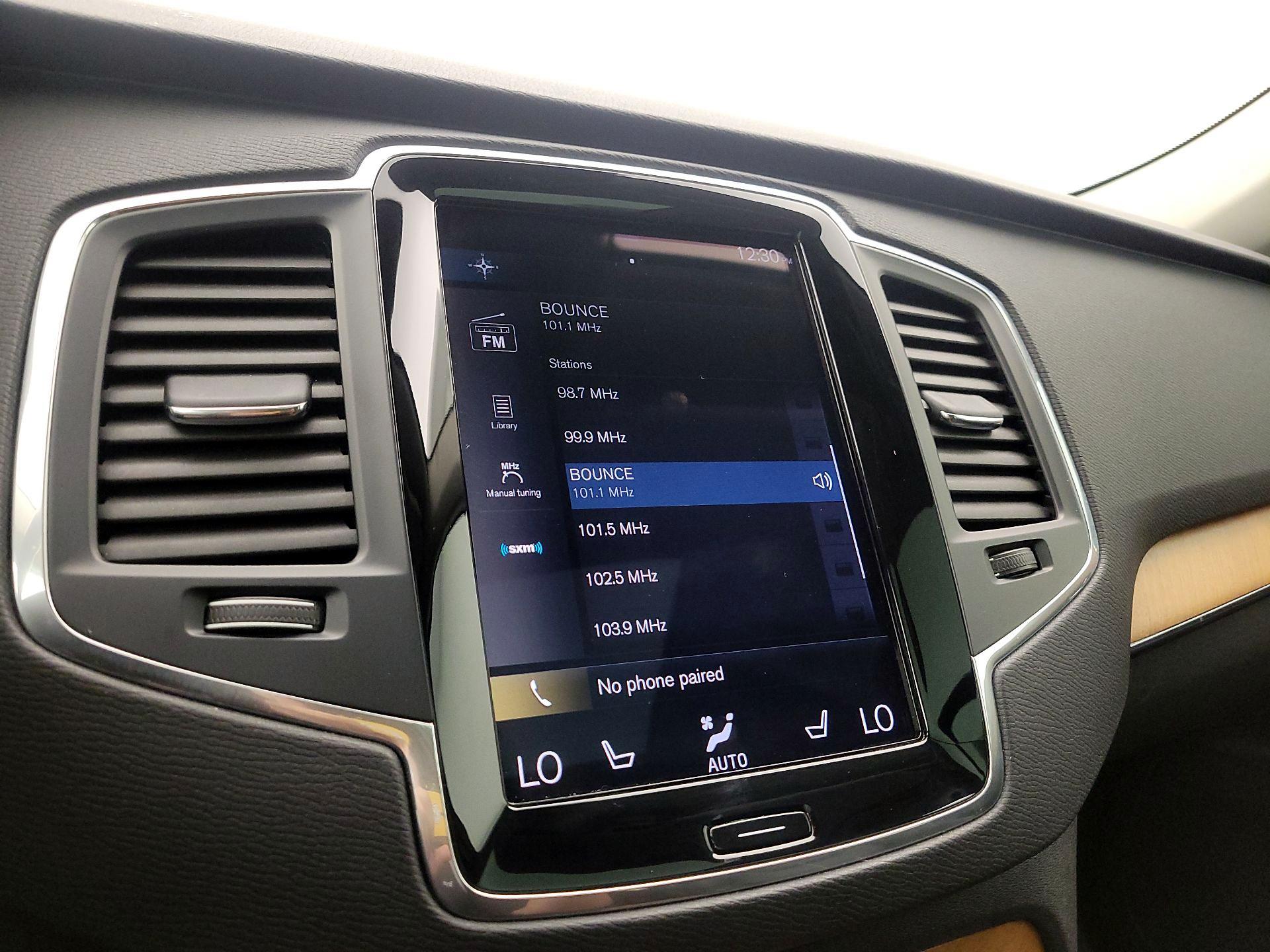 Thumbnail: 2021 Volvo XC90 - 16