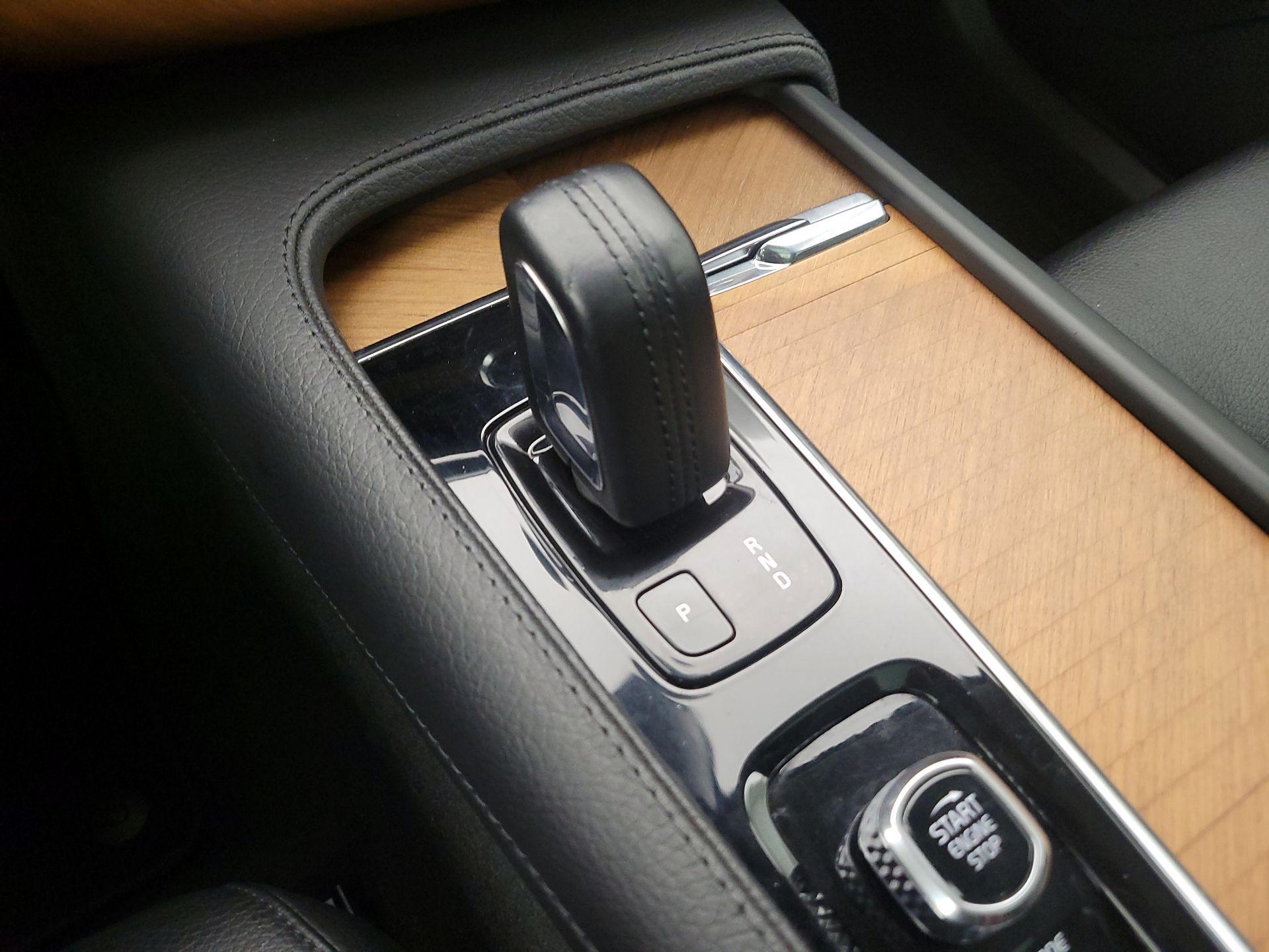 Thumbnail: 2021 Volvo XC90 - 18