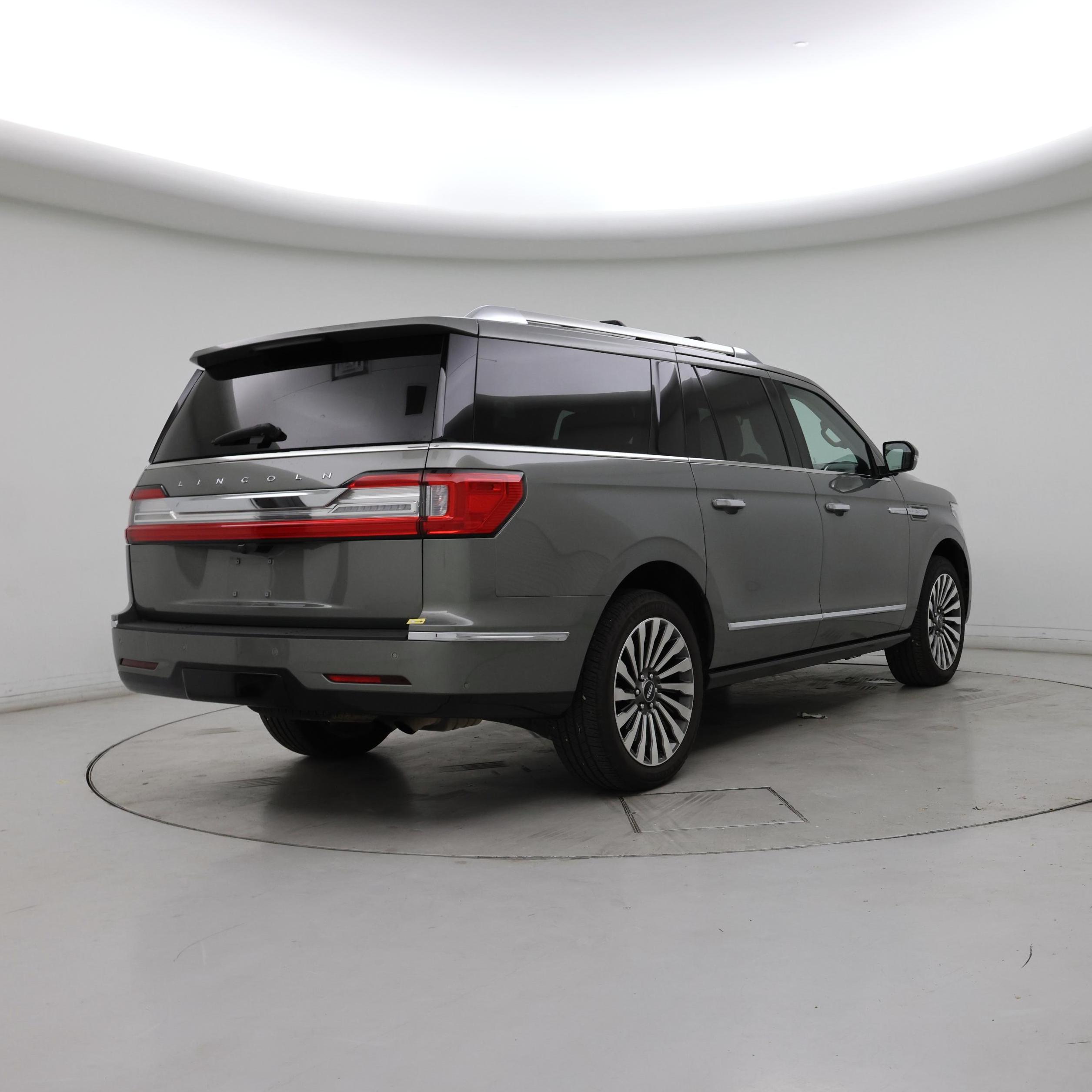 Thumbnail: 2019 Lincoln Navigator L - 8