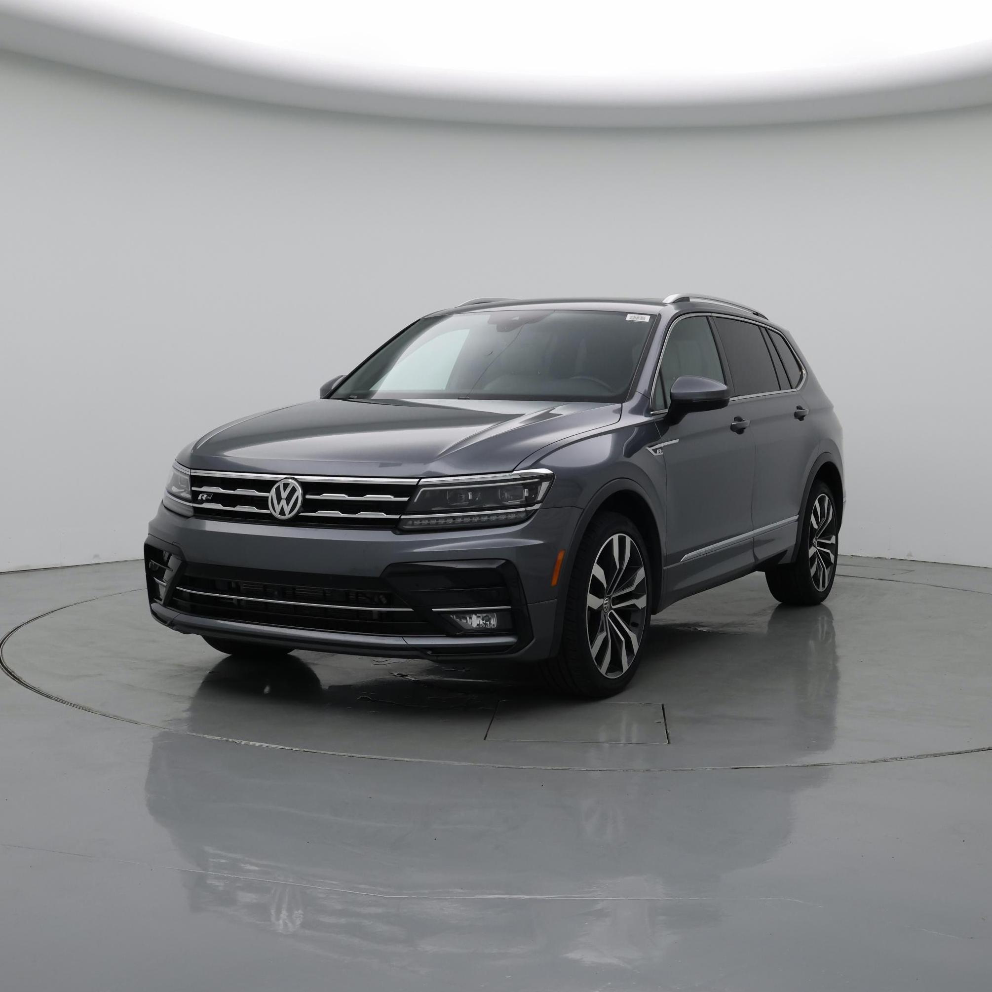Thumbnail: 2020 Volkswagen Tiguan - 4