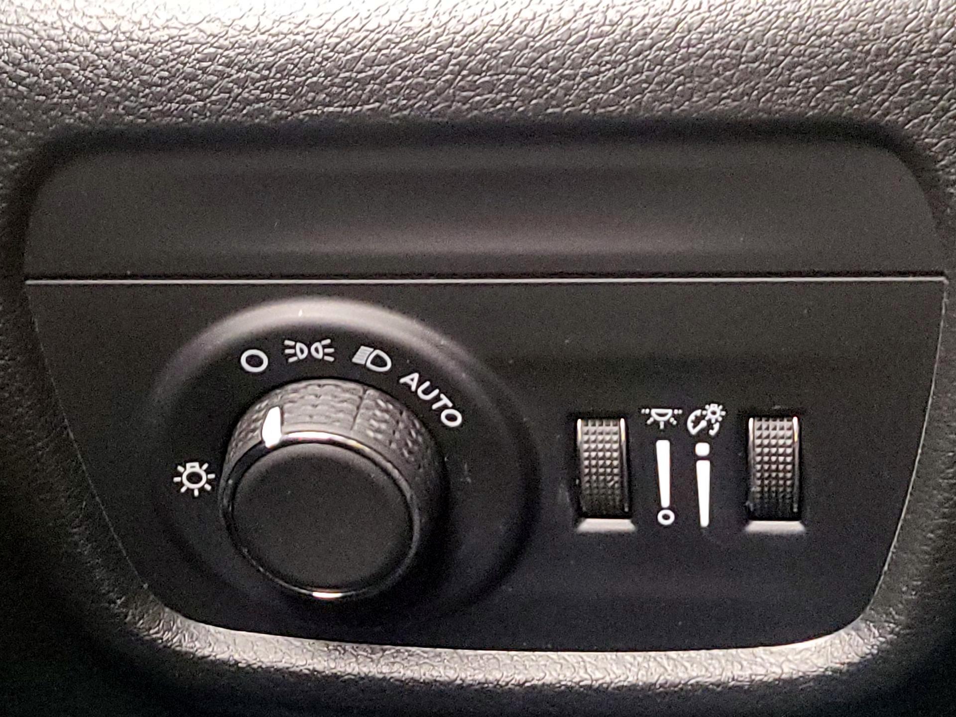 Thumbnail: 2023 Jeep Grand Cherokee L - 13