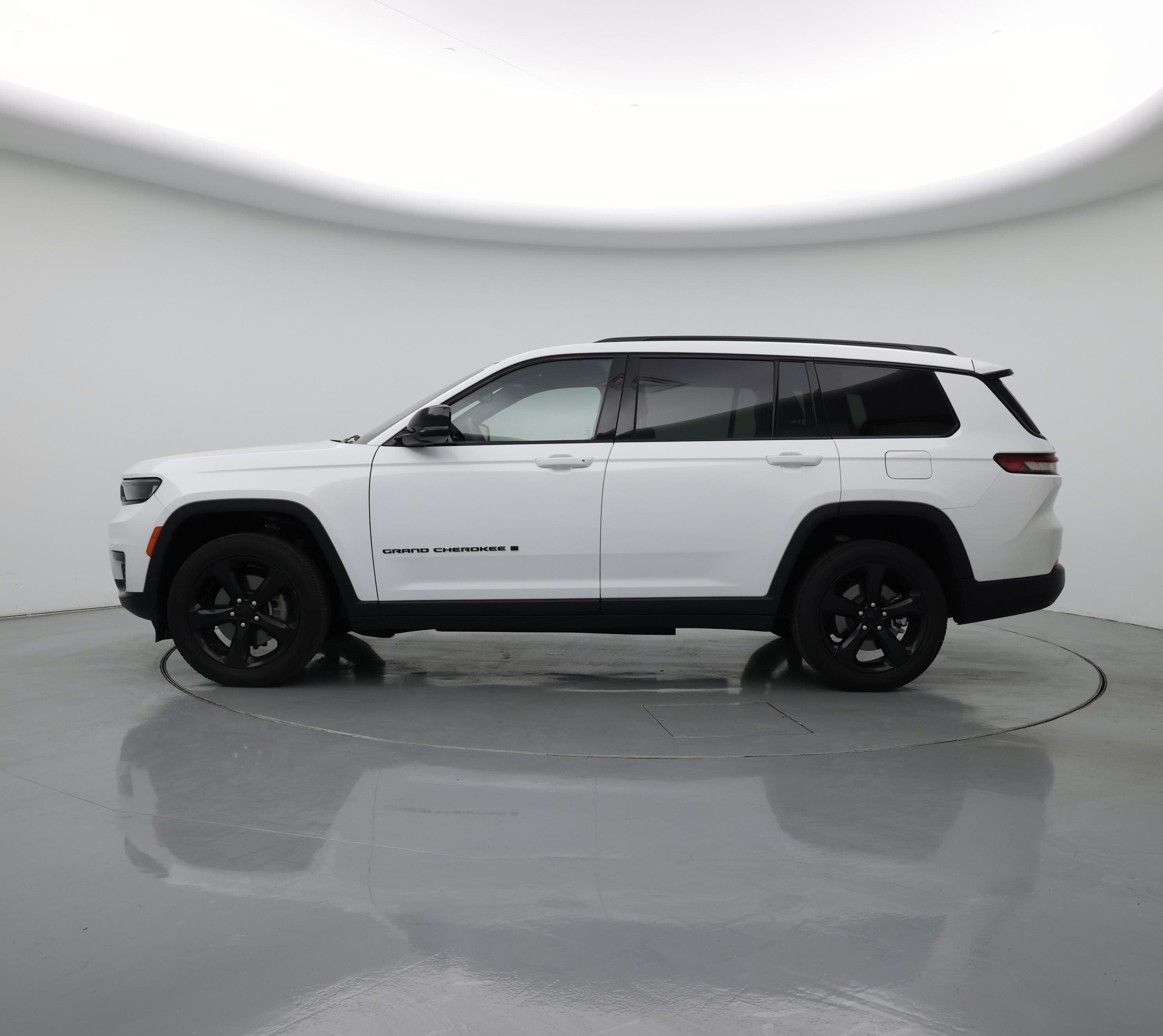 Thumbnail: 2023 Jeep Grand Cherokee L - 3