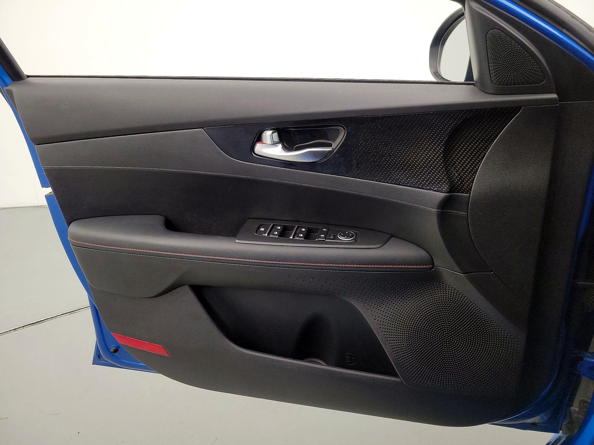 Thumbnail: 2024 Kia Forte - 12