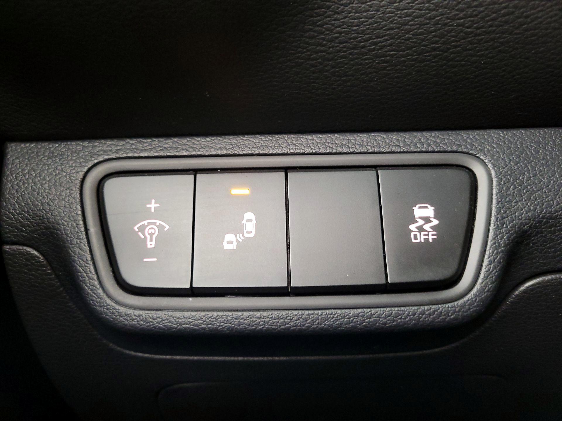 Thumbnail: 2024 Kia Forte - 13