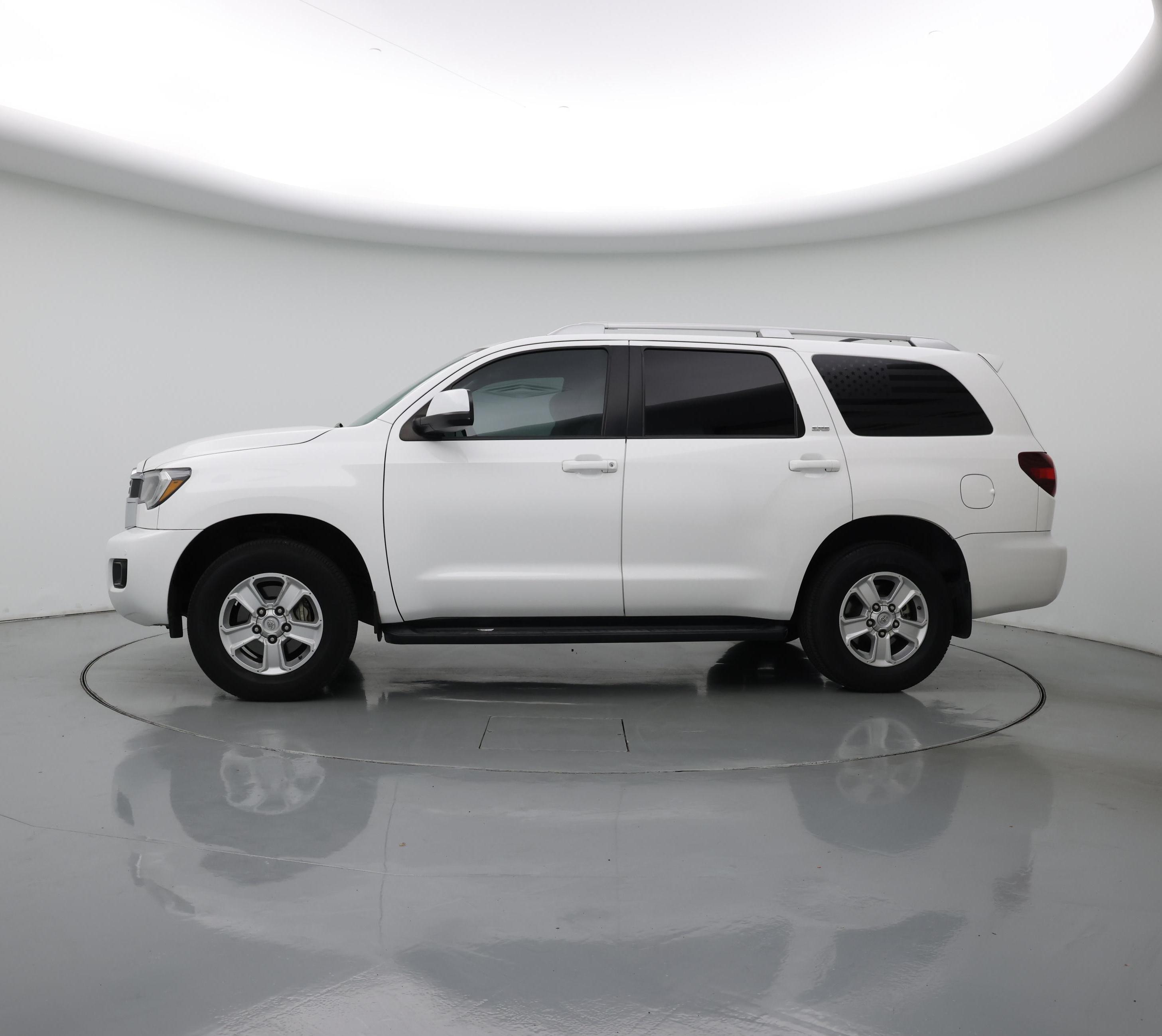 Thumbnail: 2019 Toyota Sequoia - 3