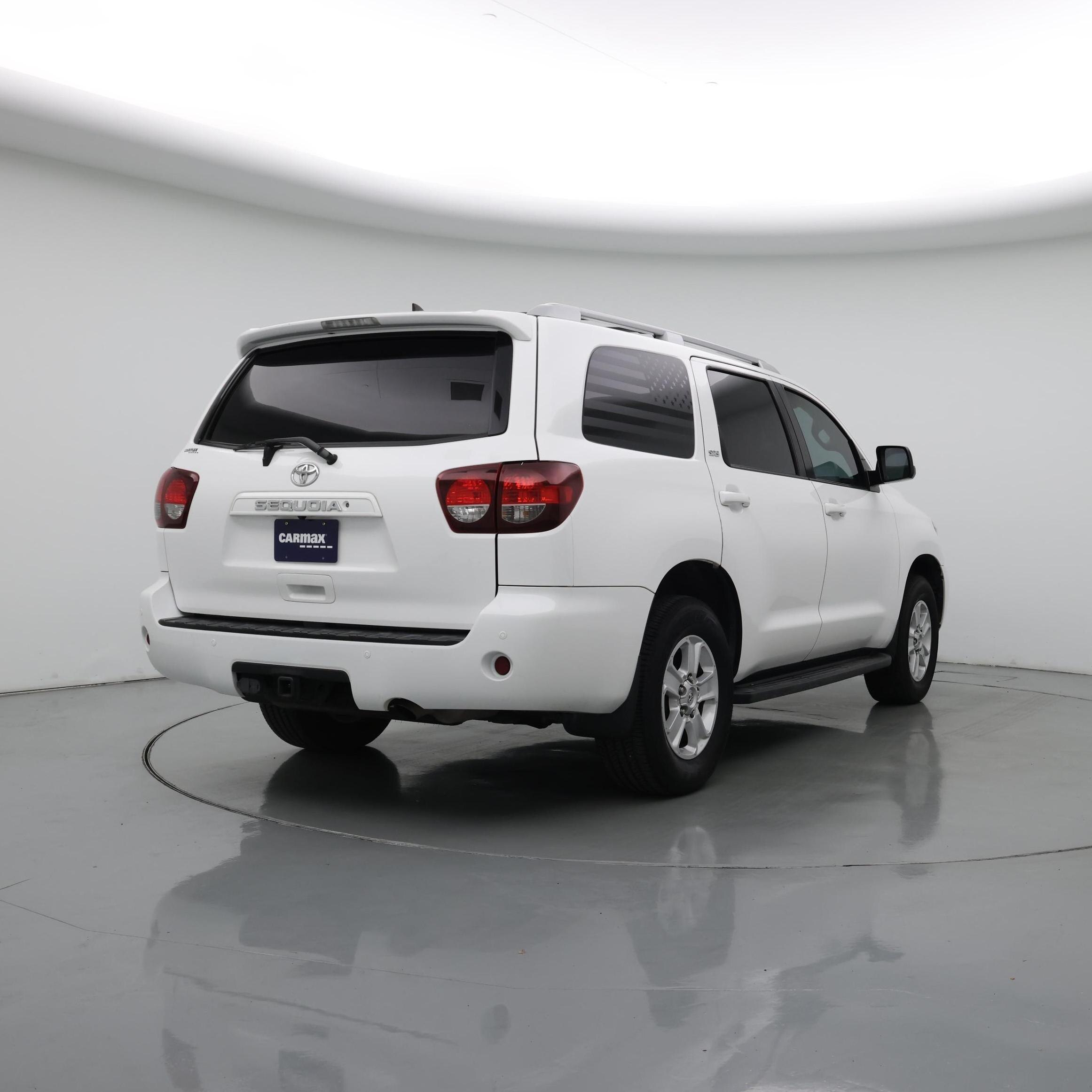 Thumbnail: 2019 Toyota Sequoia - 8