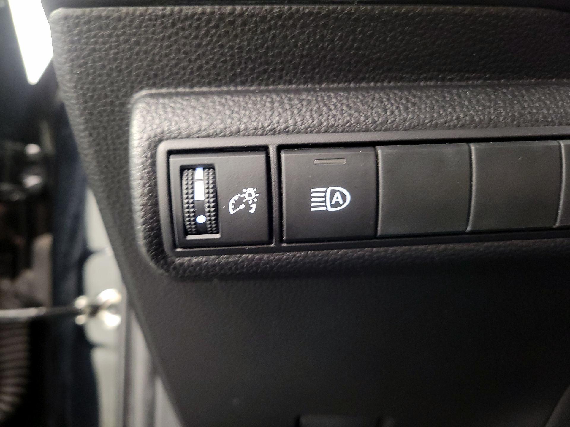 Thumbnail: 2023 Toyota Corolla - 13