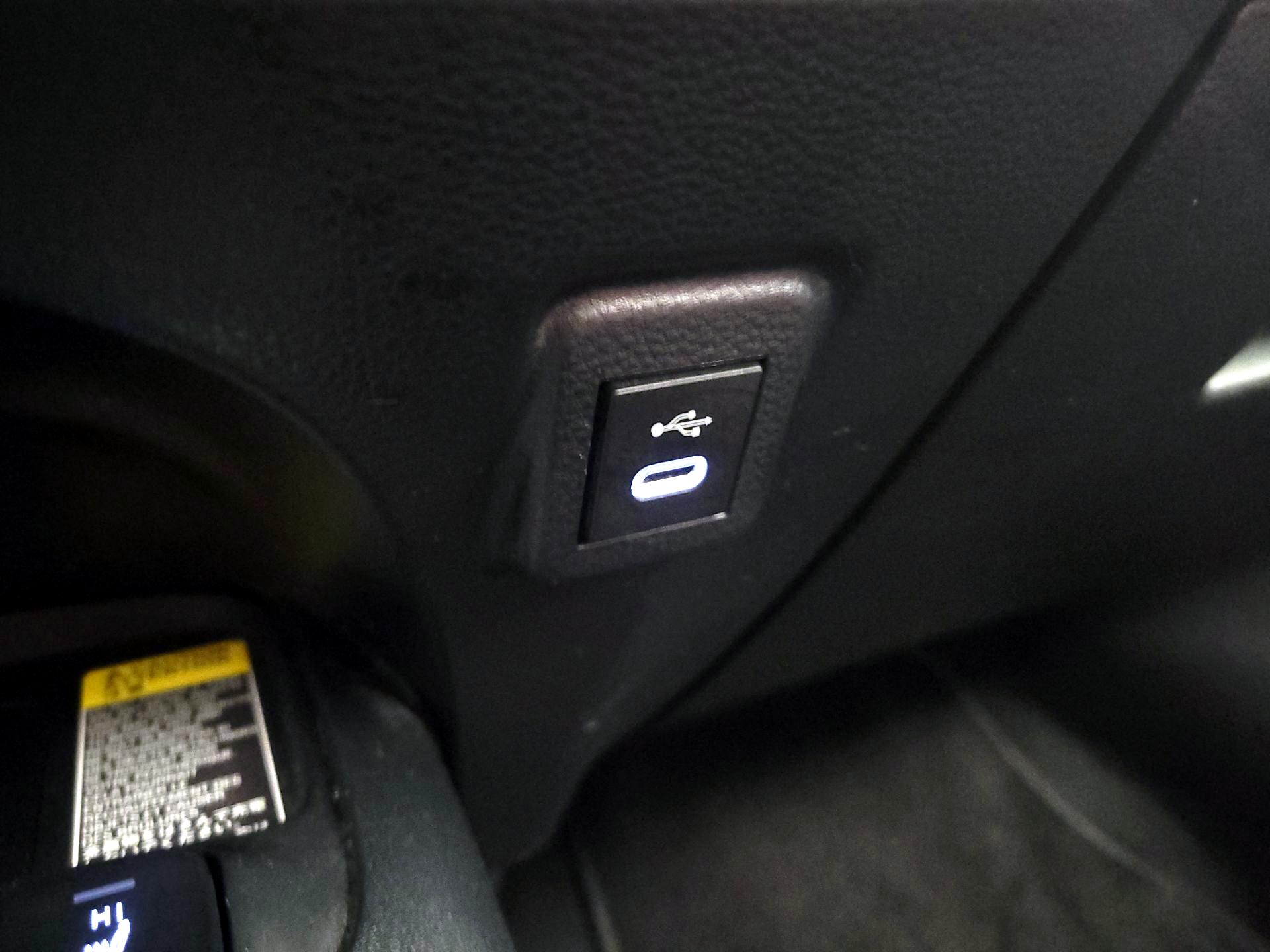 Thumbnail: 2023 Toyota Corolla - 18