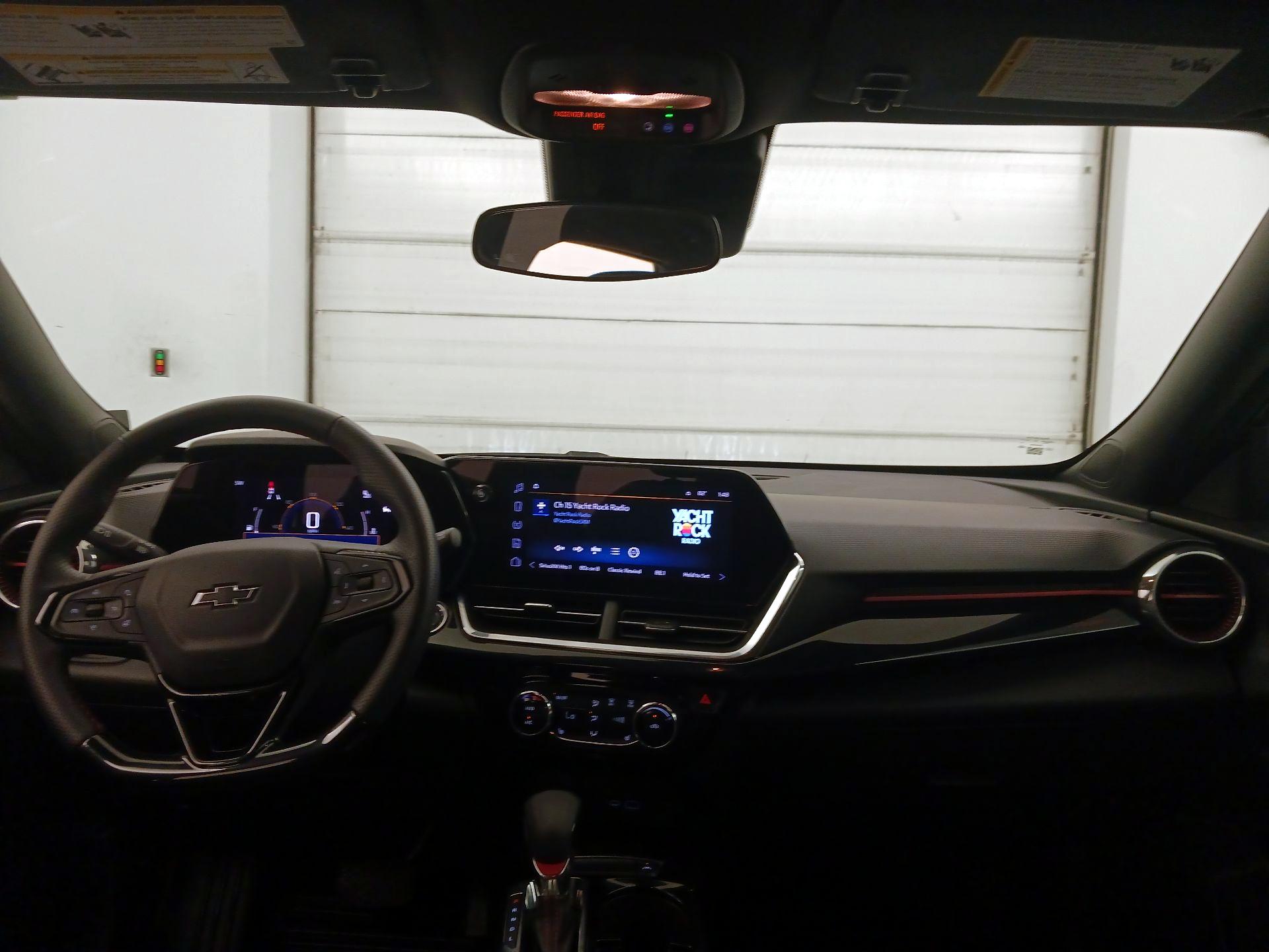 Thumbnail: 2025 Chevrolet Trax - 9