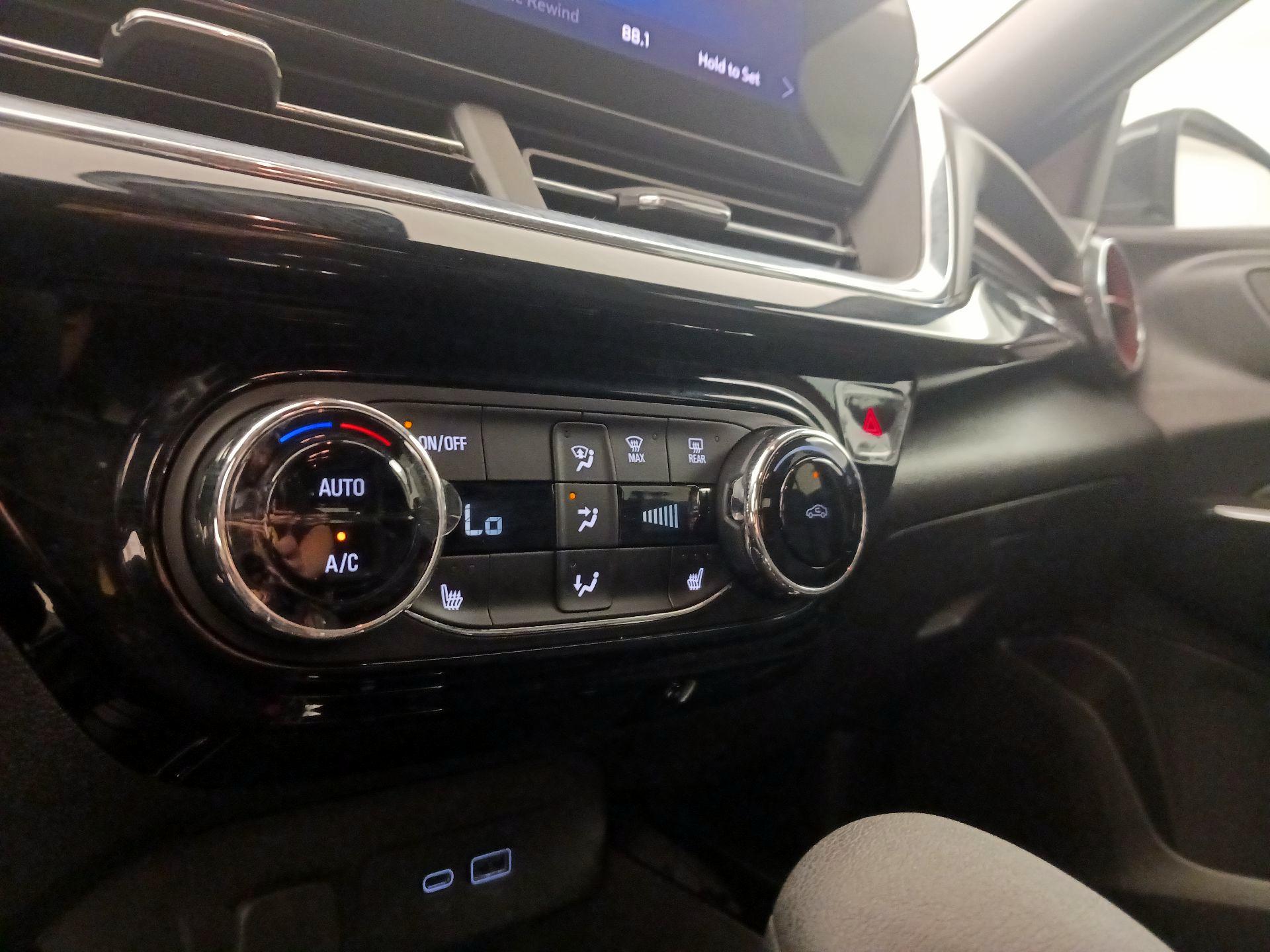 Thumbnail: 2025 Chevrolet Trax - 16