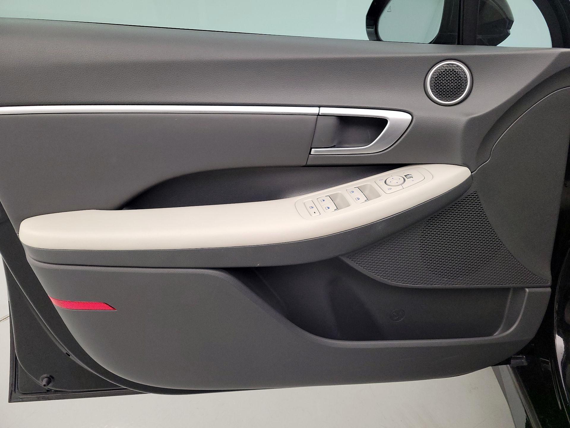 Thumbnail: 2024 Hyundai Sonata - 12