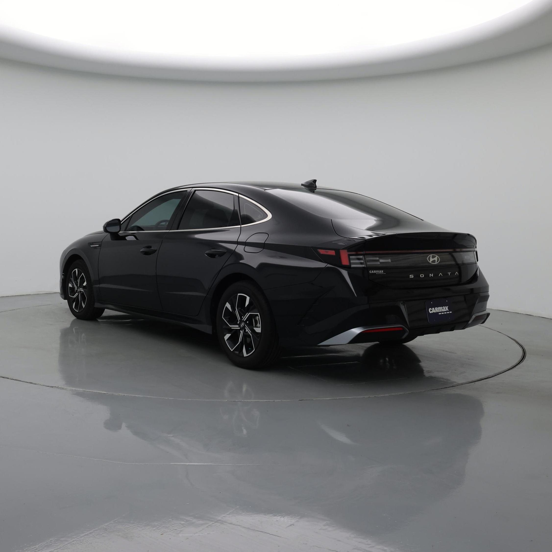 Thumbnail: 2024 Hyundai Sonata - 2