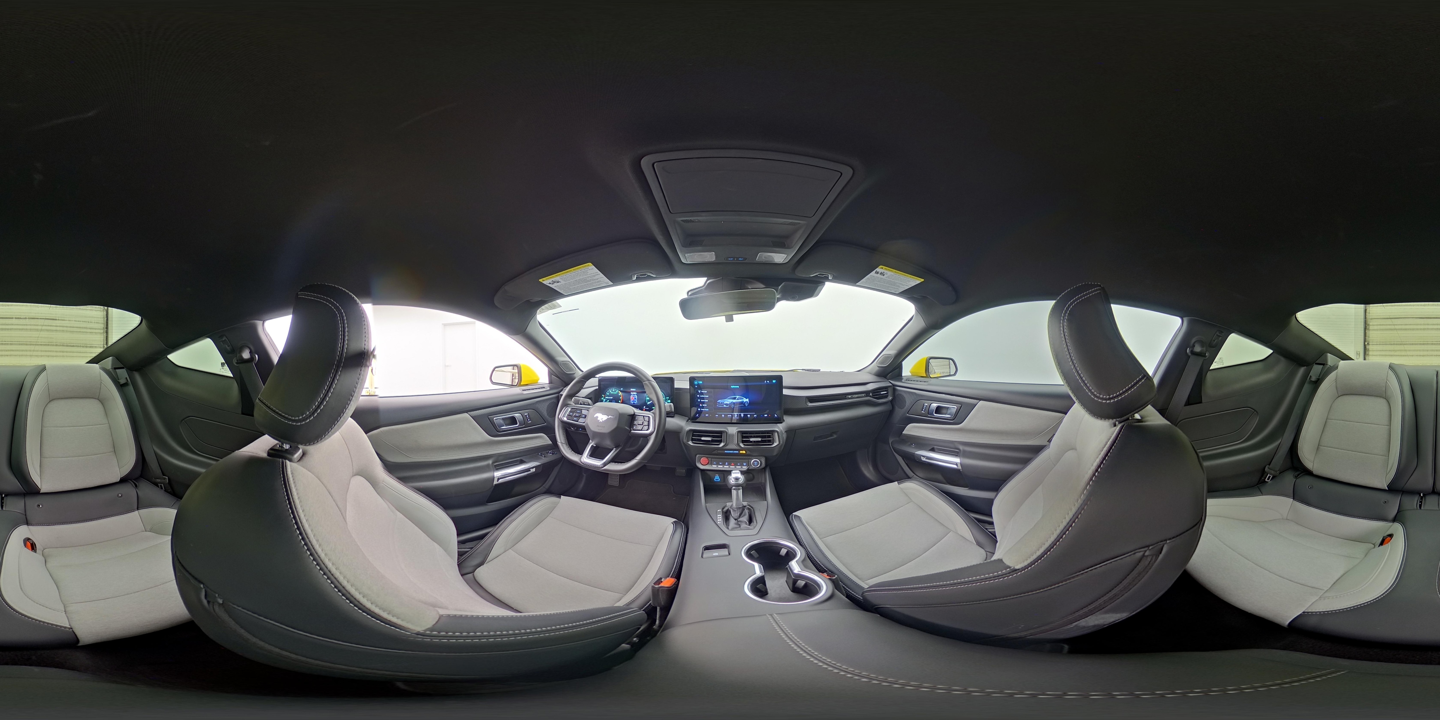 2024 Ford Mustang EcoBoost - Photo 24