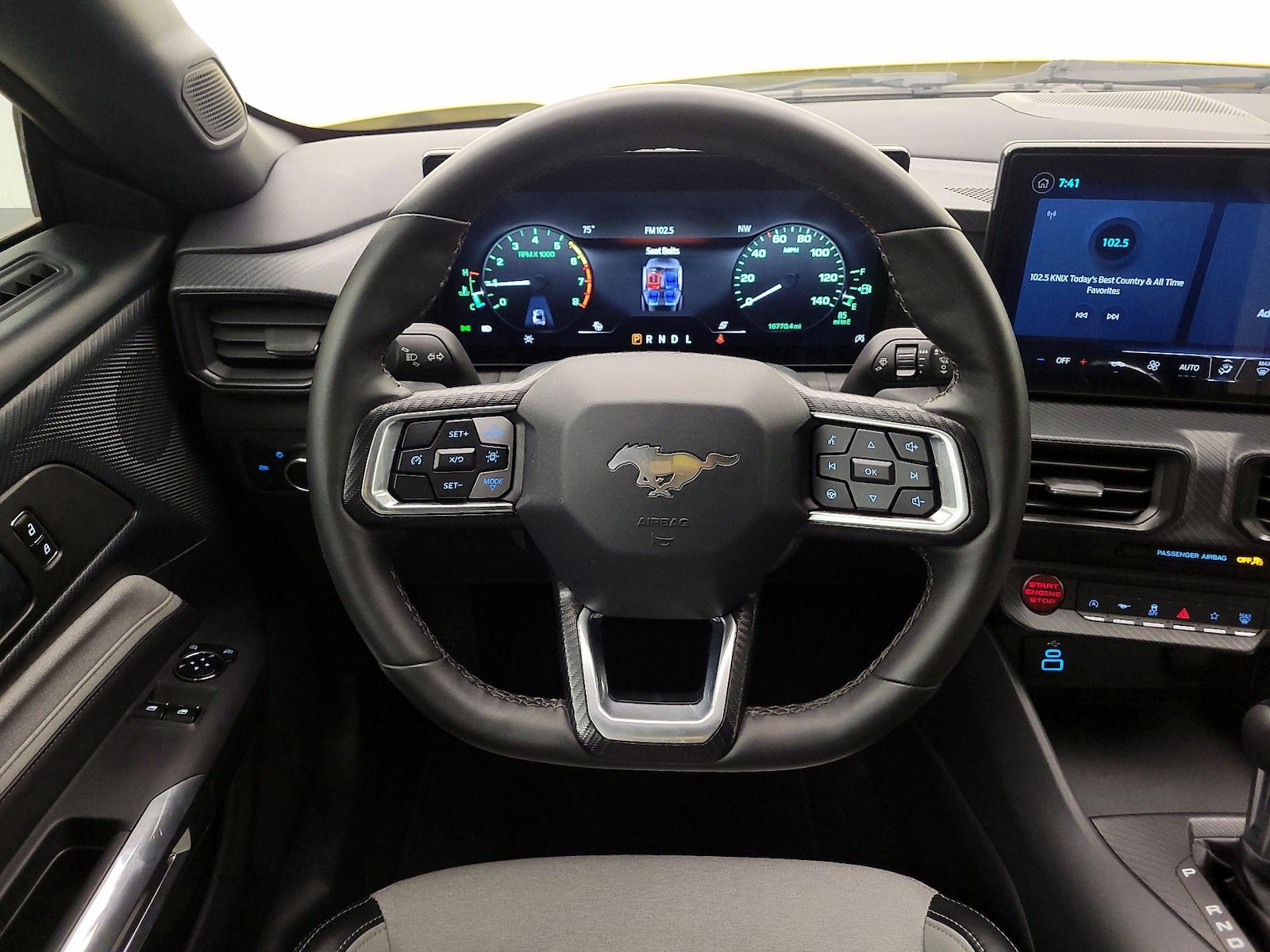 2024 Ford Mustang EcoBoost - Photo 11