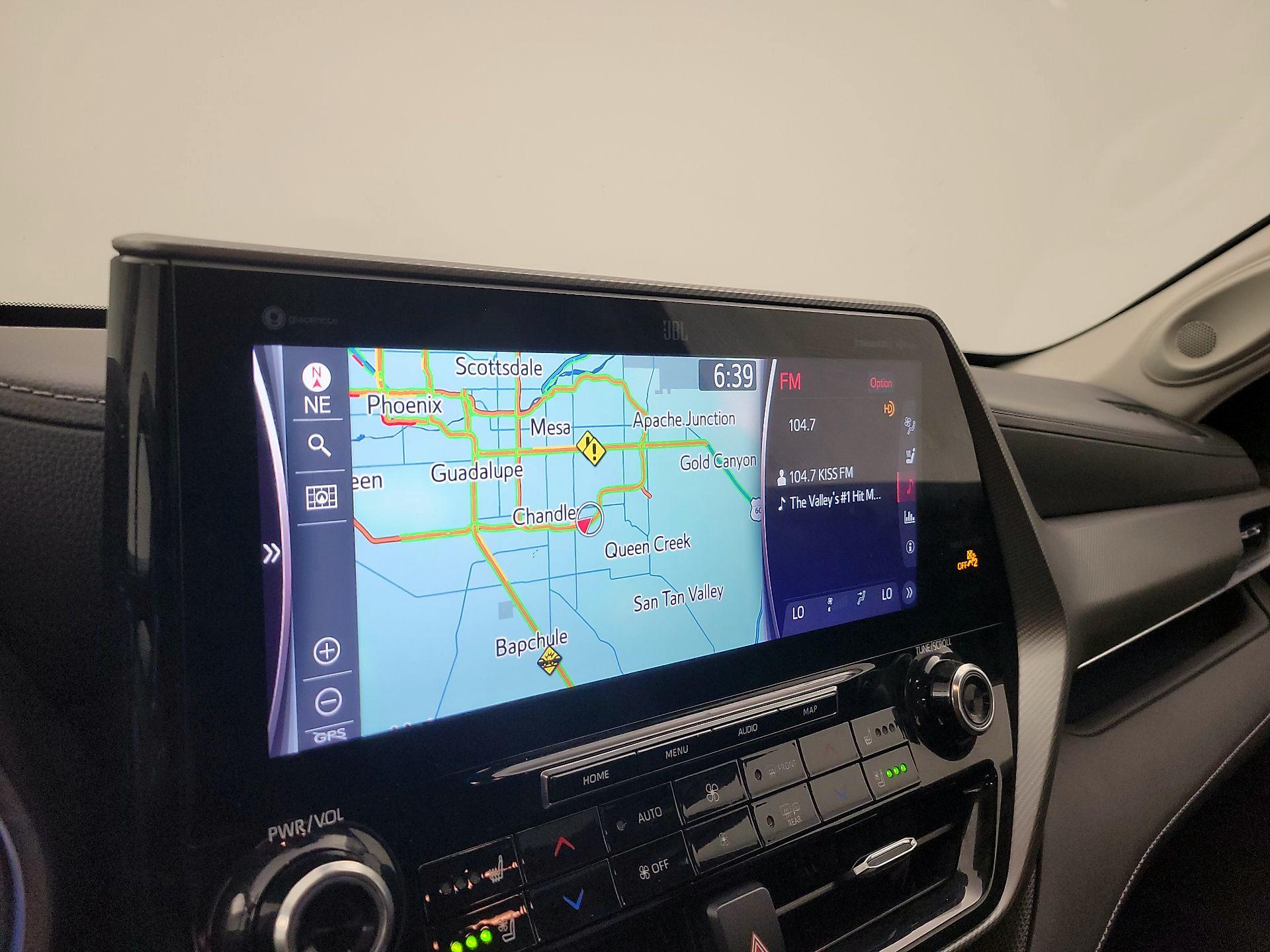 Thumbnail: 2022 Toyota Highlander - 14