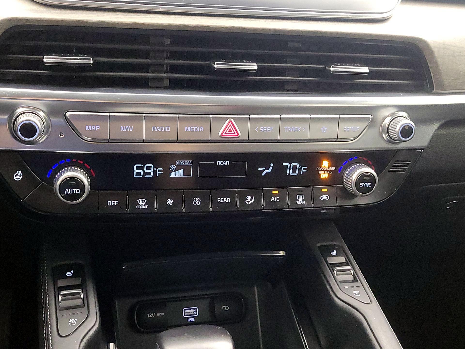 Thumbnail: 2022 Kia Telluride - 16