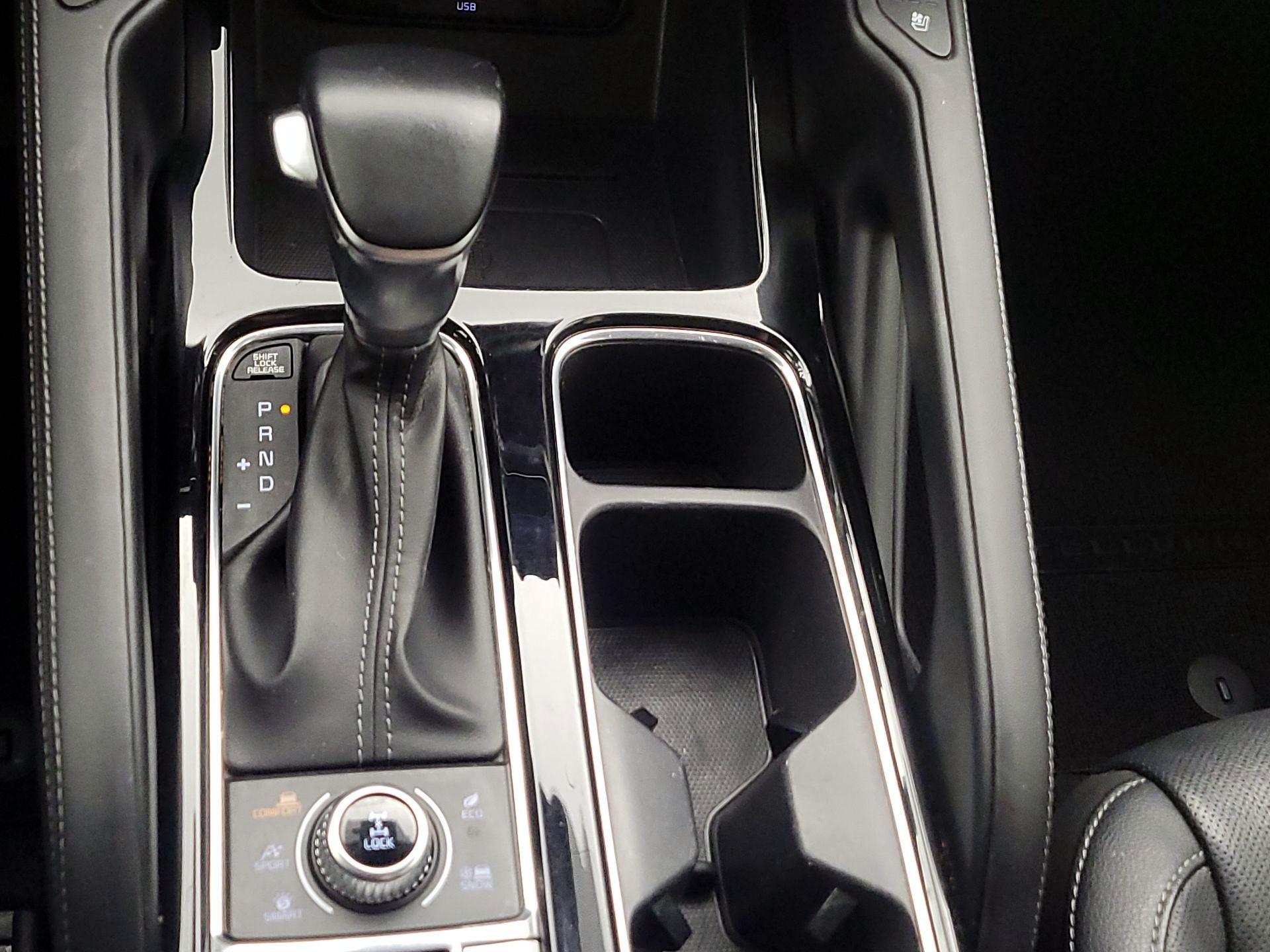 Thumbnail: 2022 Kia Telluride - 17