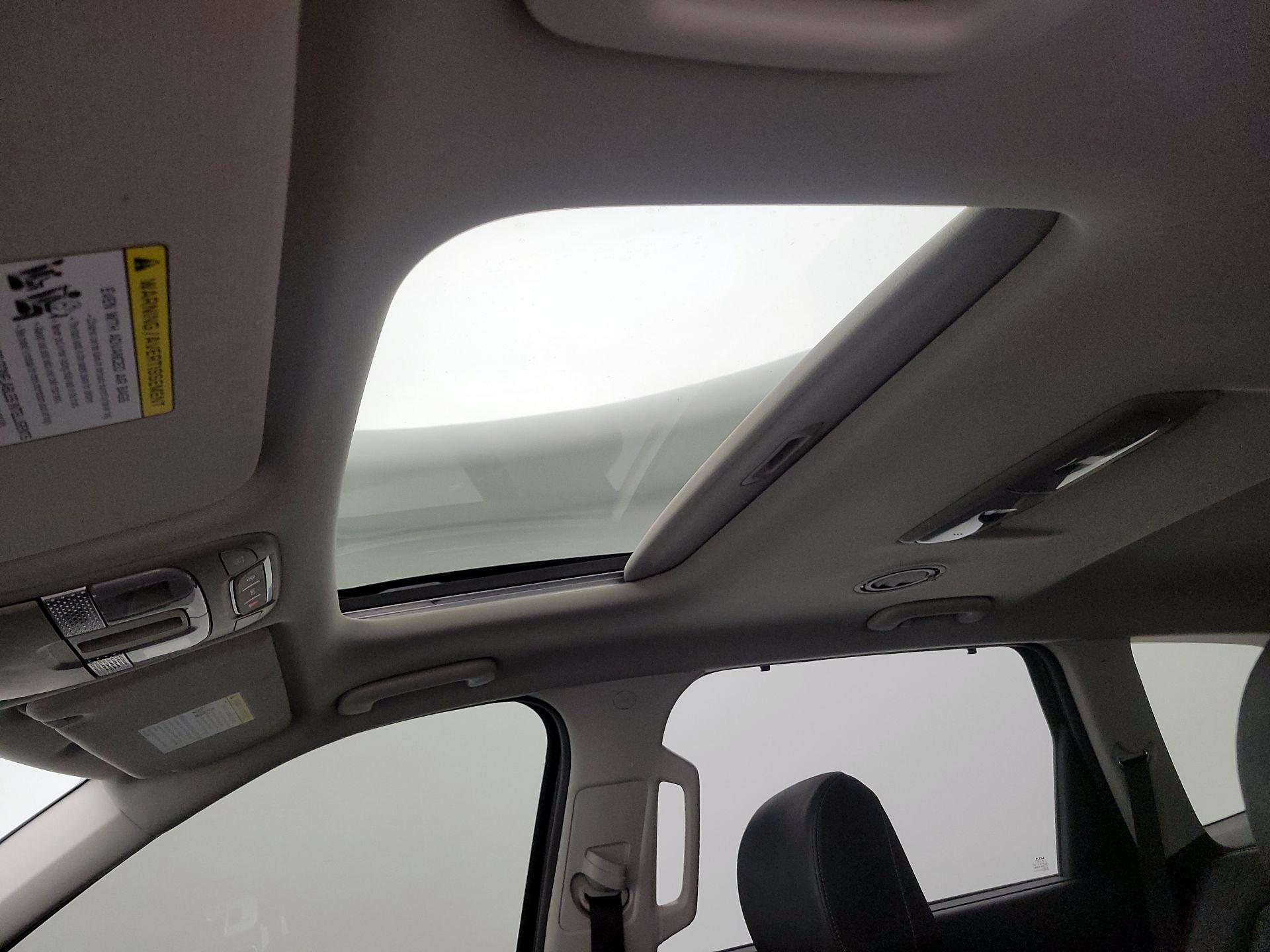 Thumbnail: 2022 Kia Telluride - 19