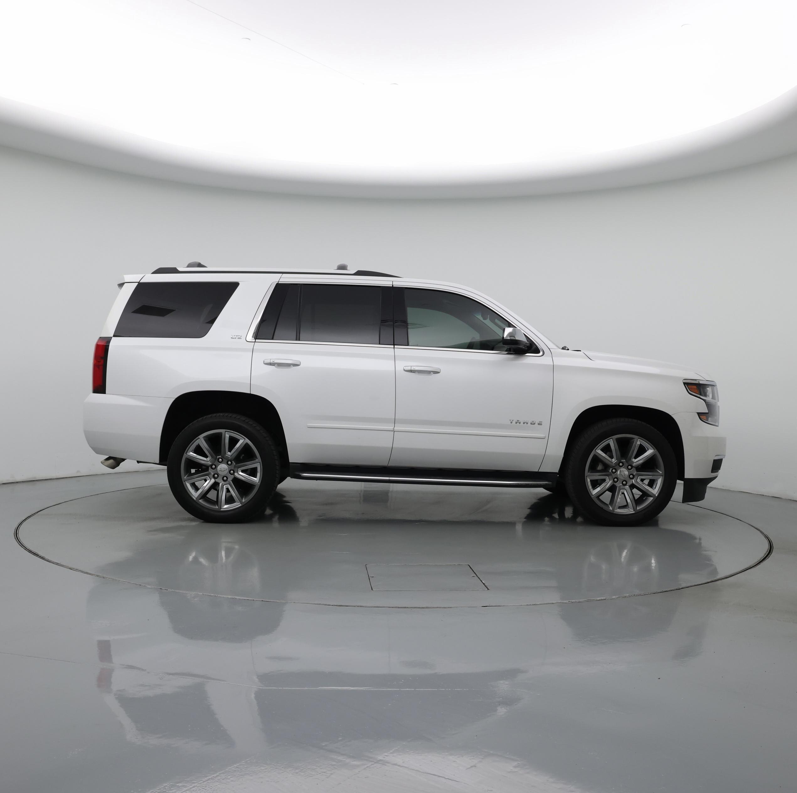 Thumbnail: 2016 Chevrolet Tahoe - 7