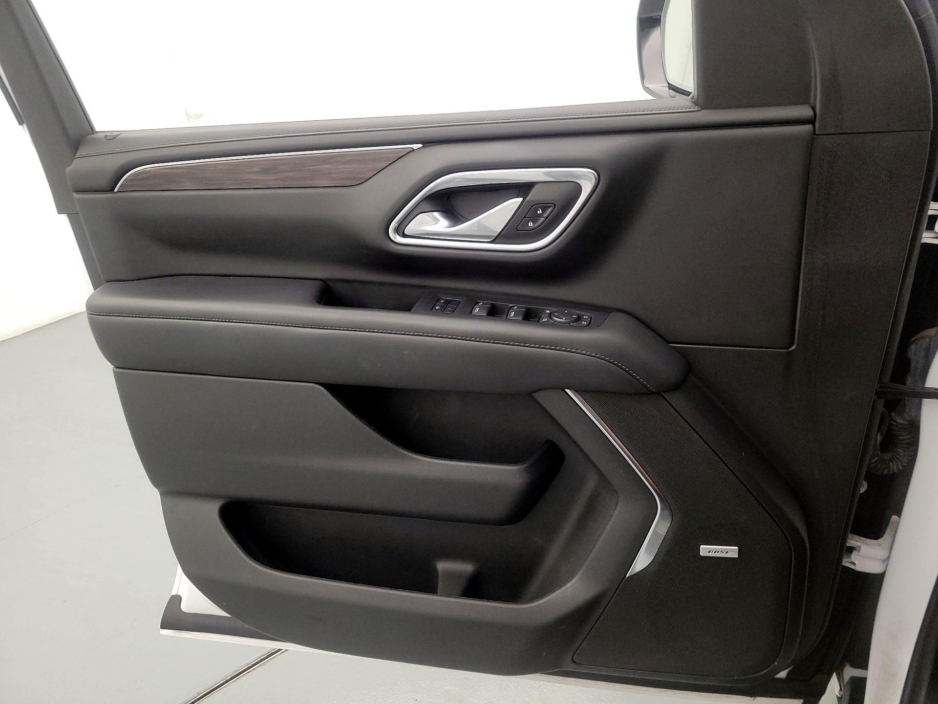 Thumbnail: 2023 Chevrolet Suburban - 12