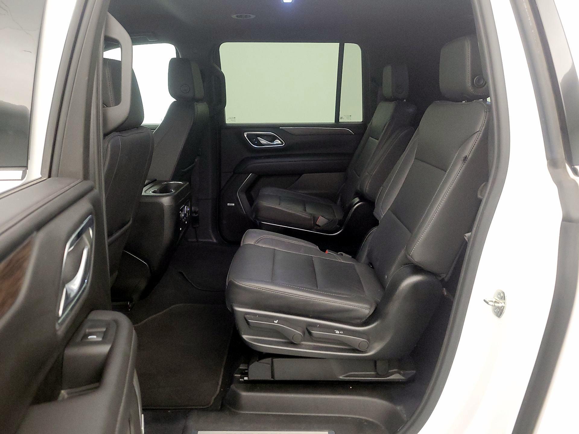 Thumbnail: 2023 Chevrolet Suburban - 19