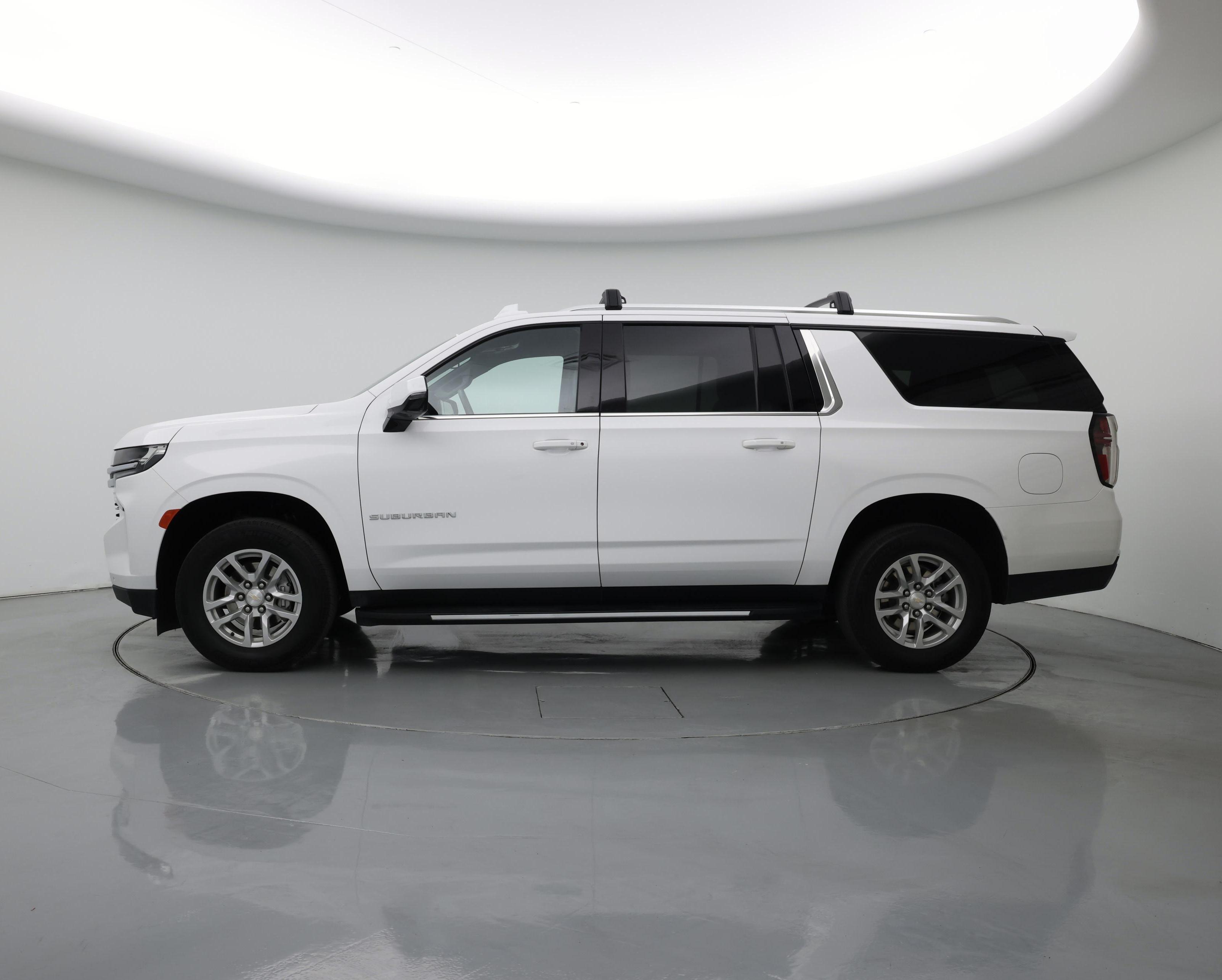 Thumbnail: 2023 Chevrolet Suburban - 3