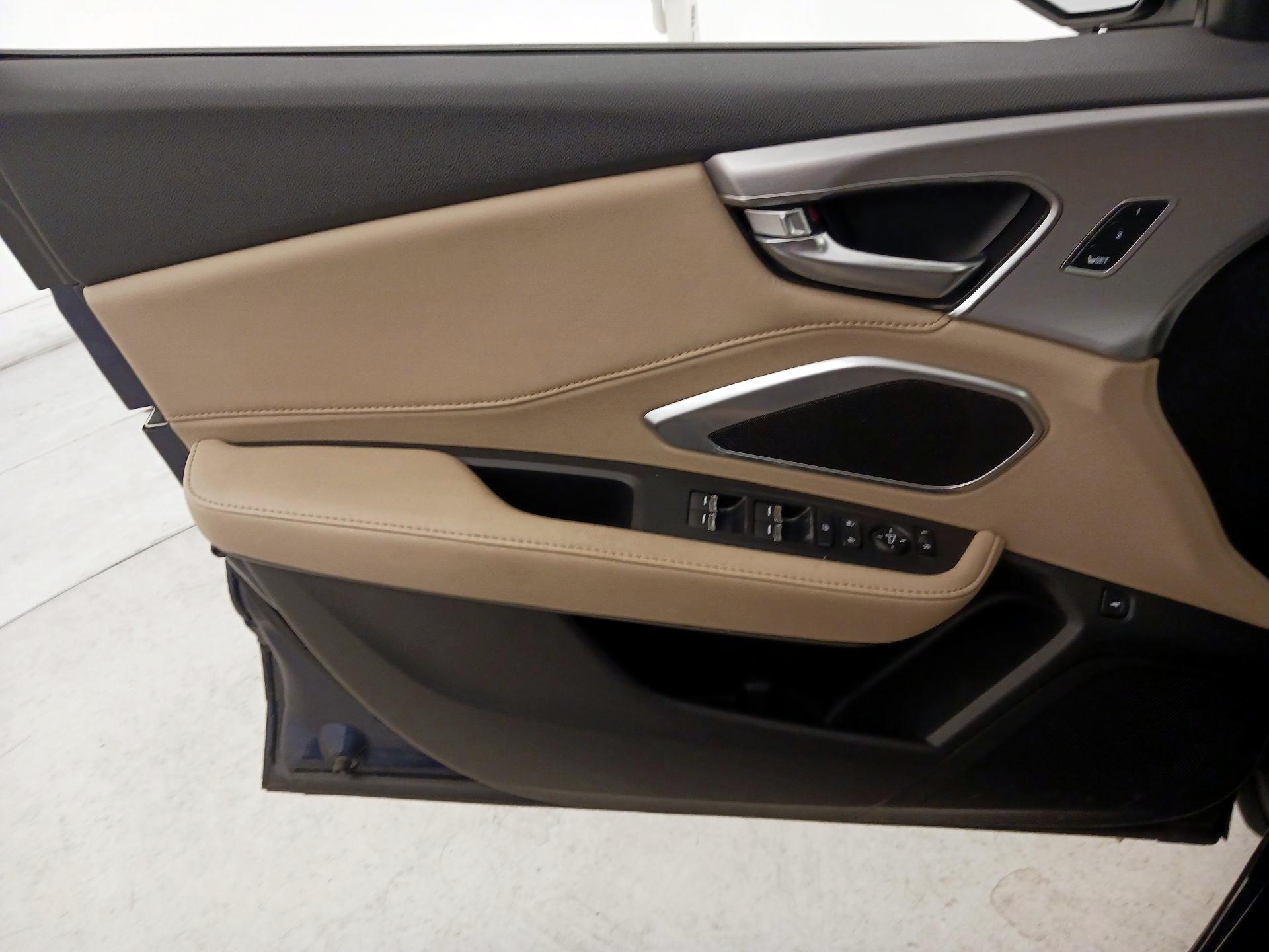 Thumbnail: 2024 Acura RDX - 12