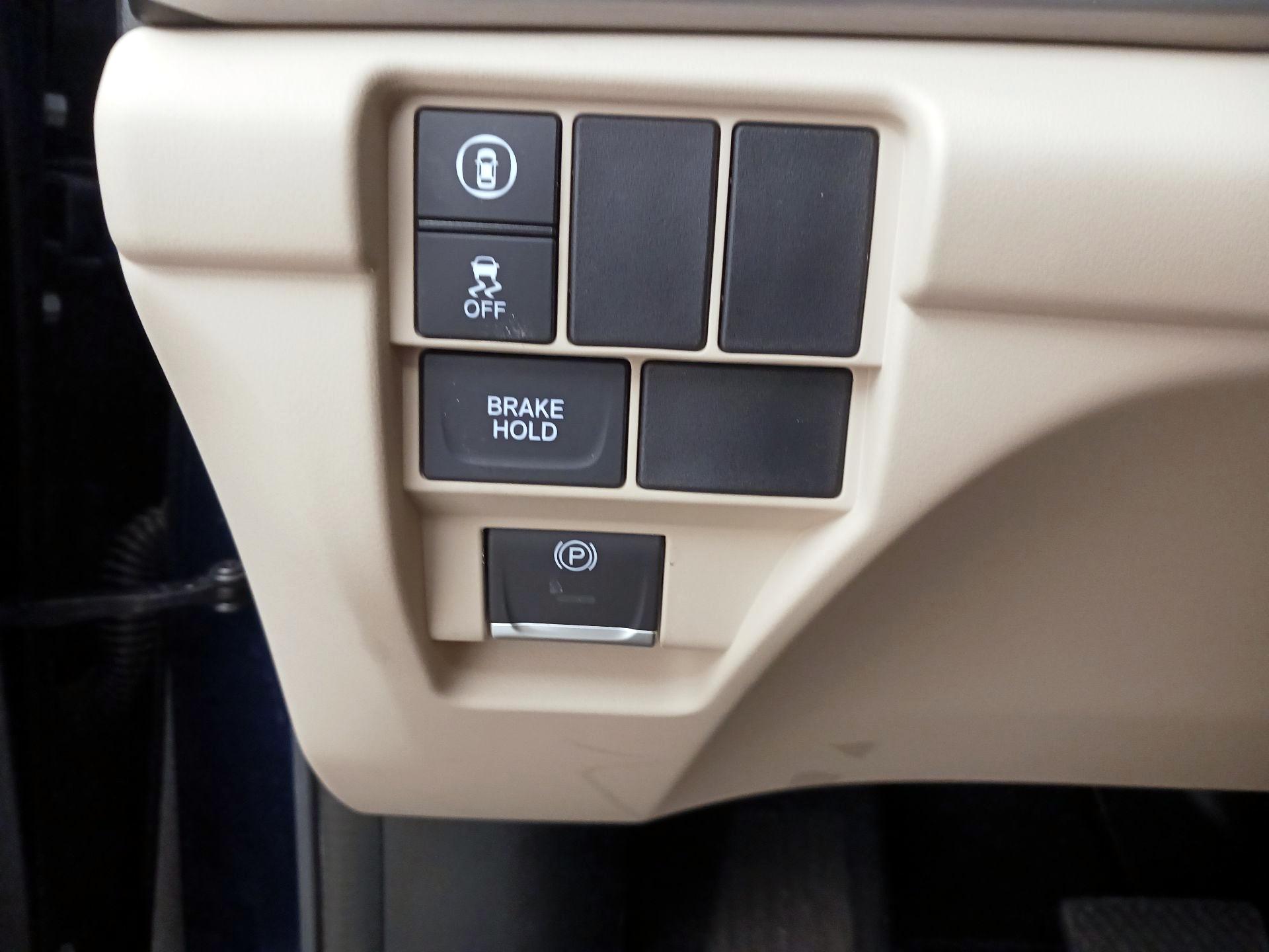 Thumbnail: 2024 Acura RDX - 13