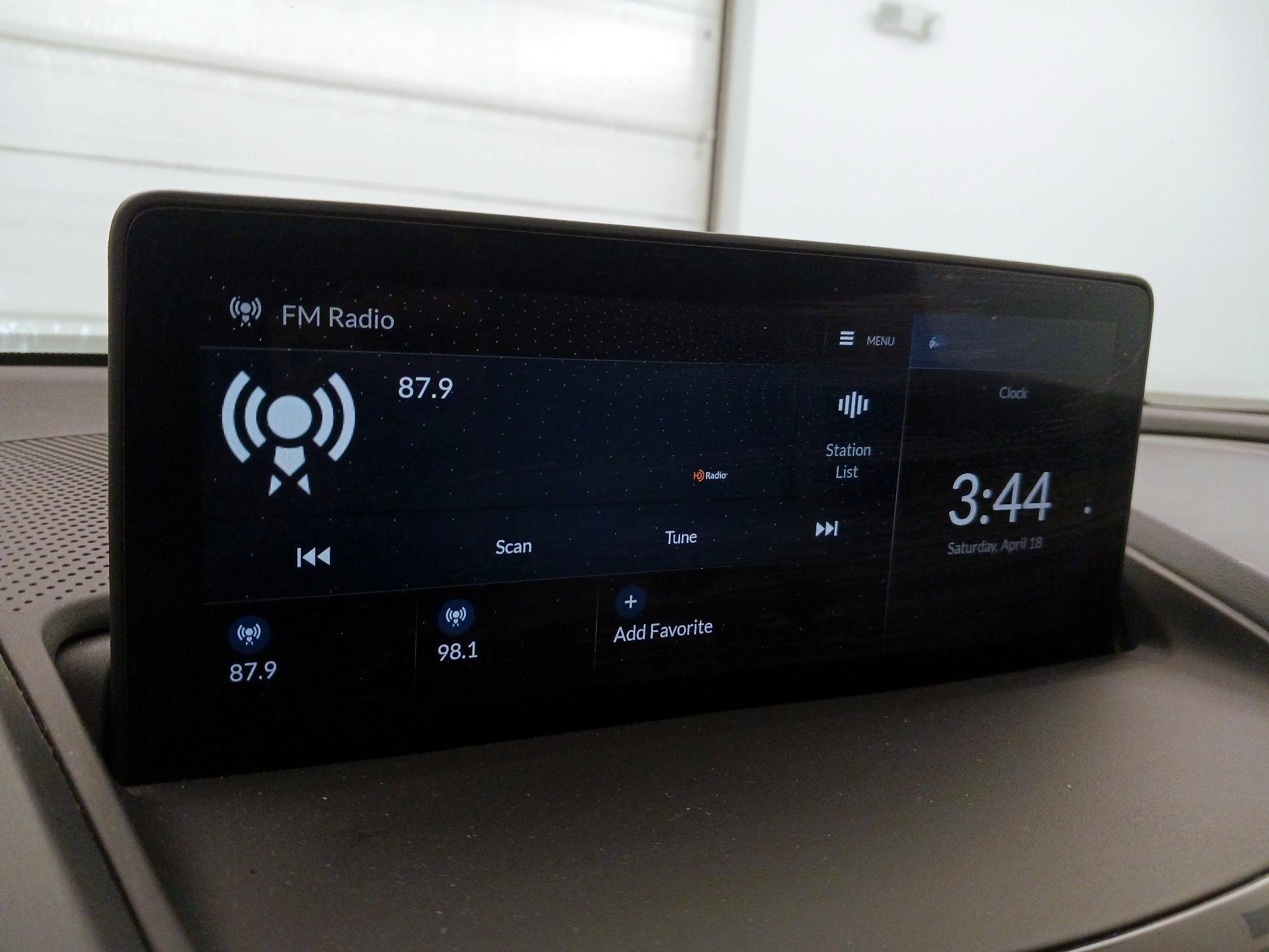 Thumbnail: 2024 Acura RDX - 15