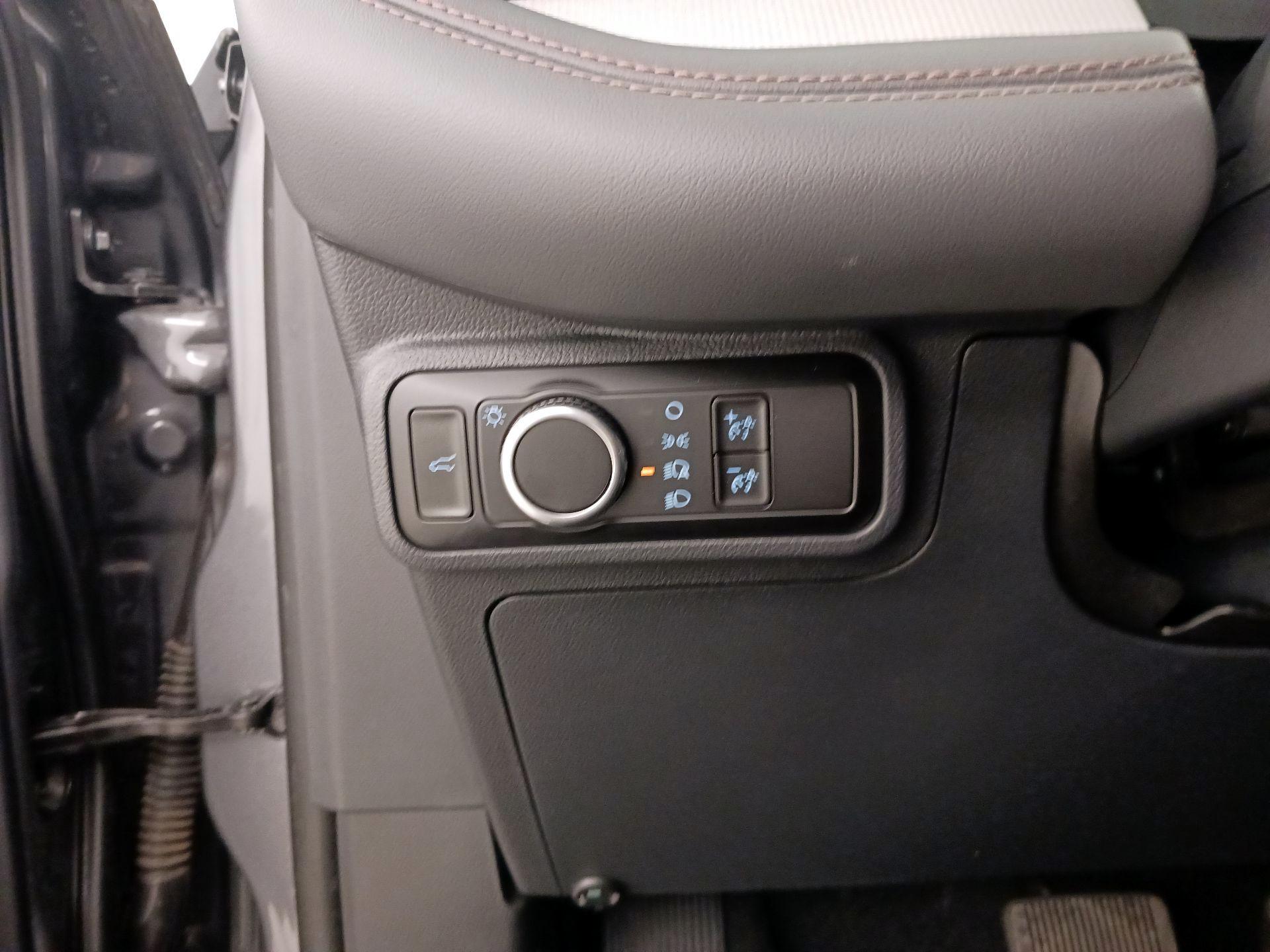 Thumbnail: 2025 Ford Explorer - 13