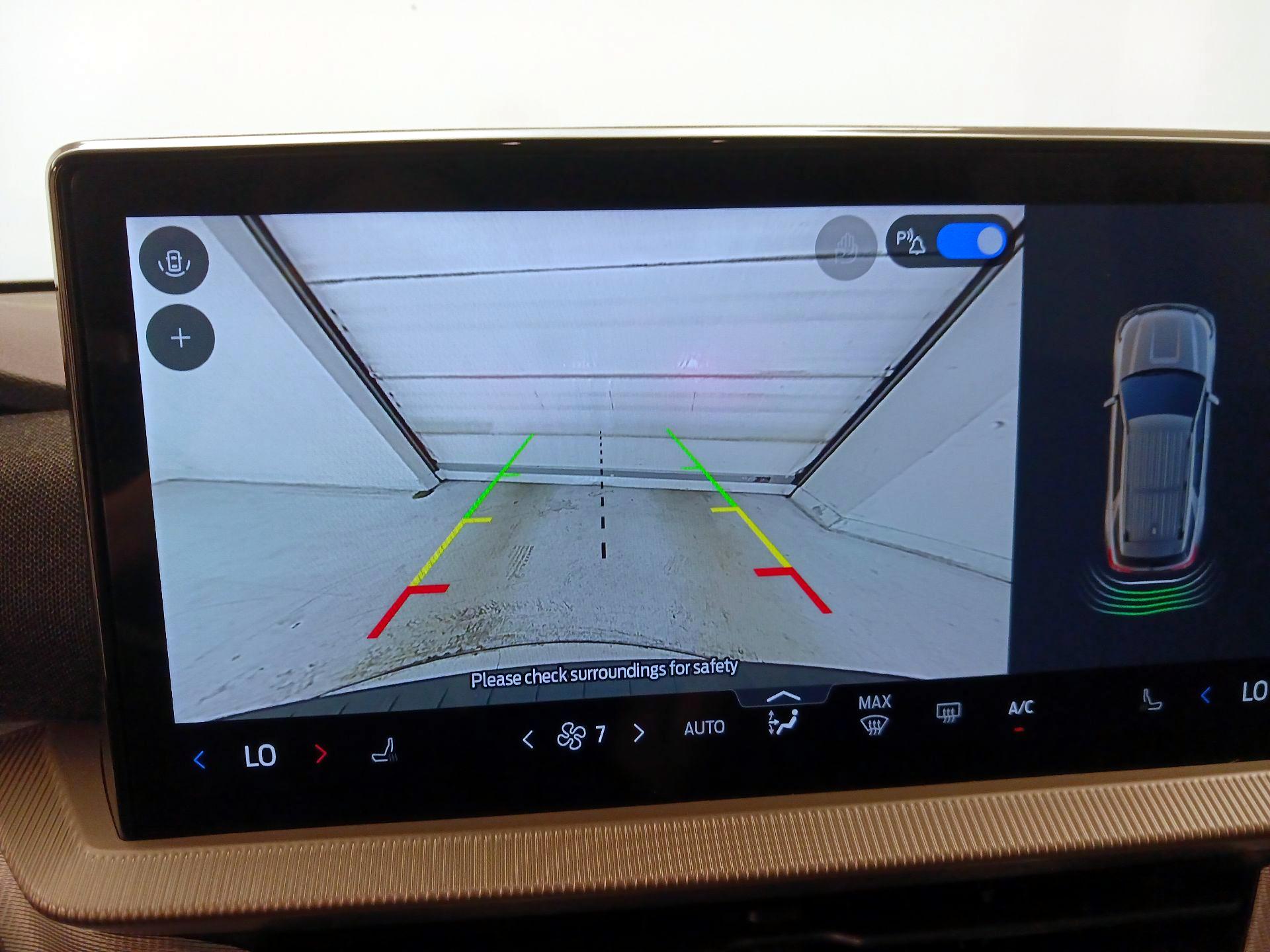 Thumbnail: 2025 Ford Explorer - 15