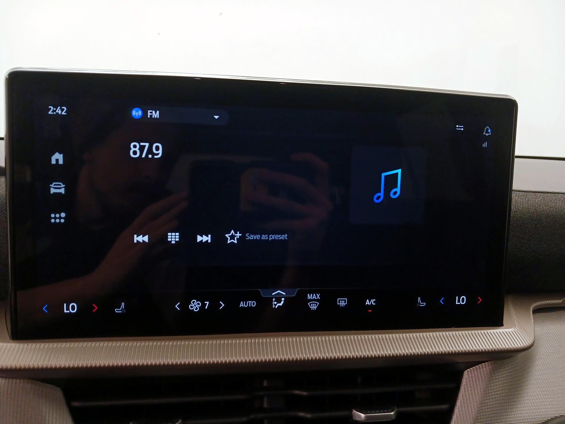 Thumbnail: 2025 Ford Explorer - 16