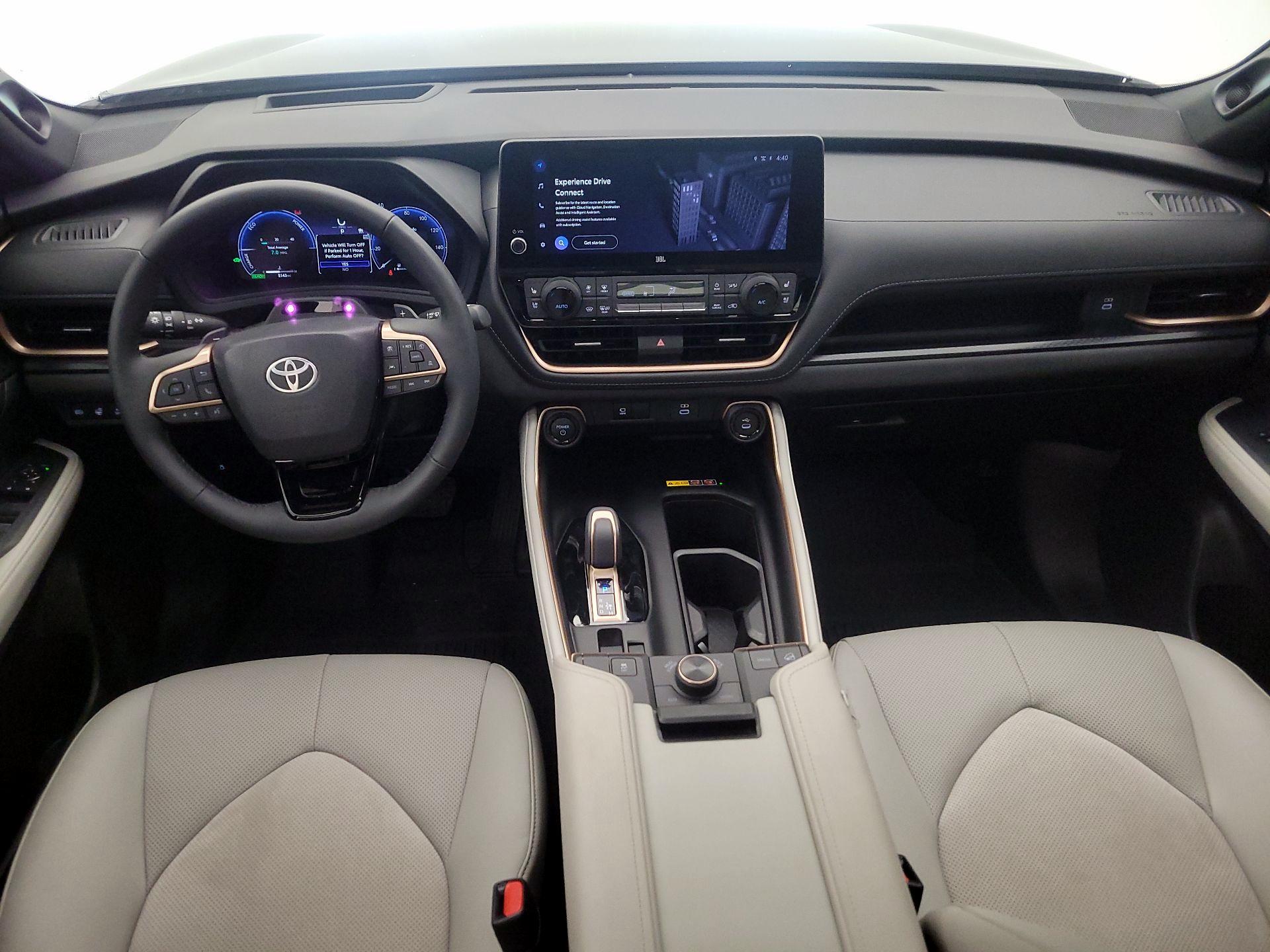 Thumbnail: 2025 Toyota Highlander - 9