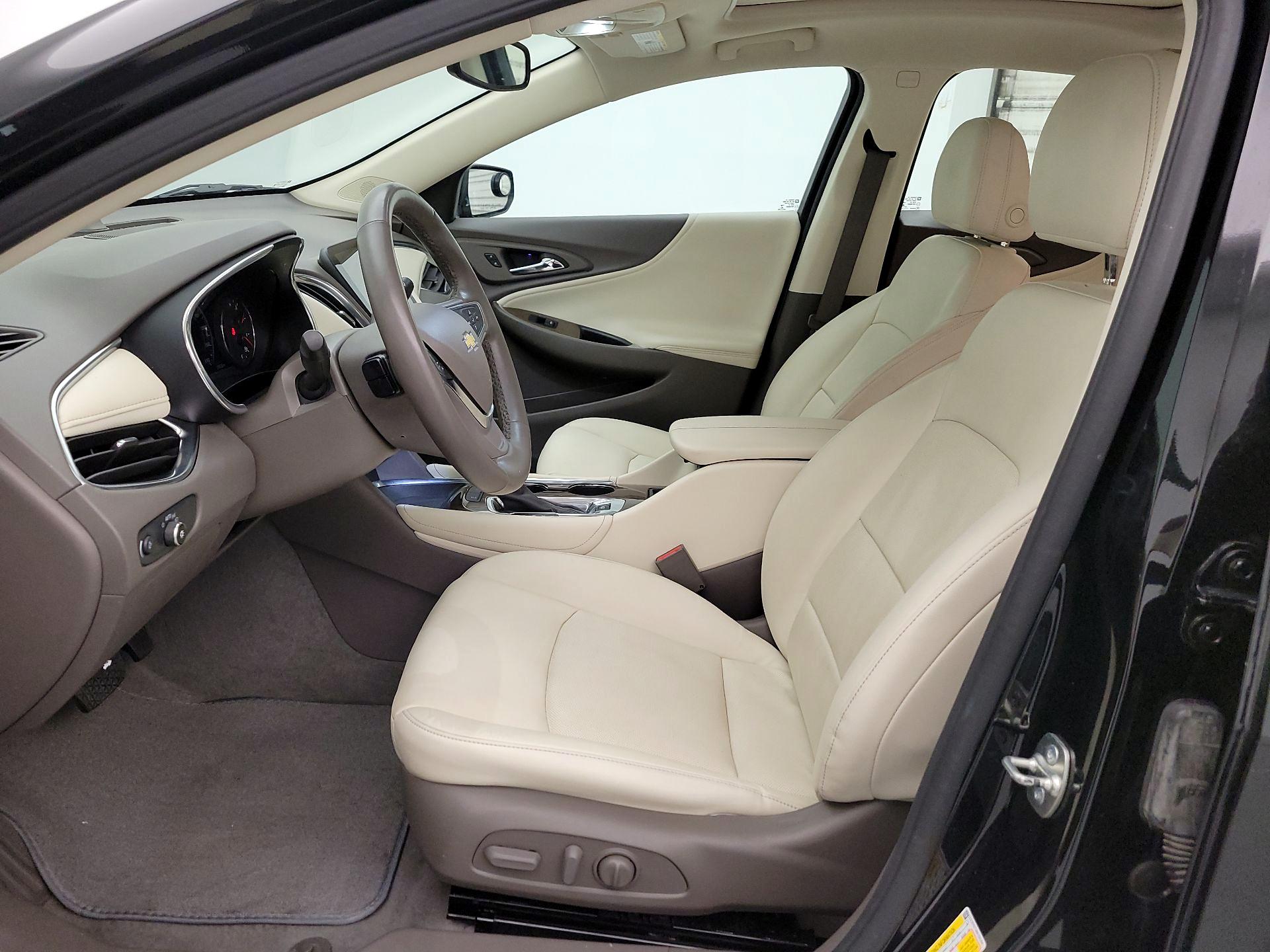 Thumbnail: 2024 Chevrolet Malibu - 11