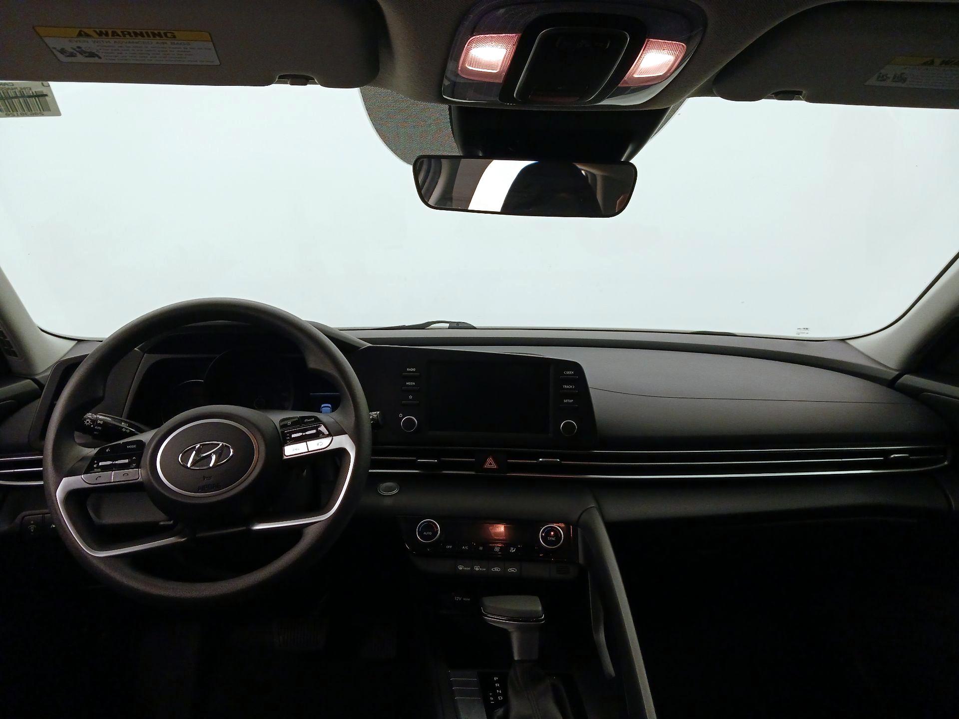 Thumbnail: 2023 Hyundai Elantra - 9