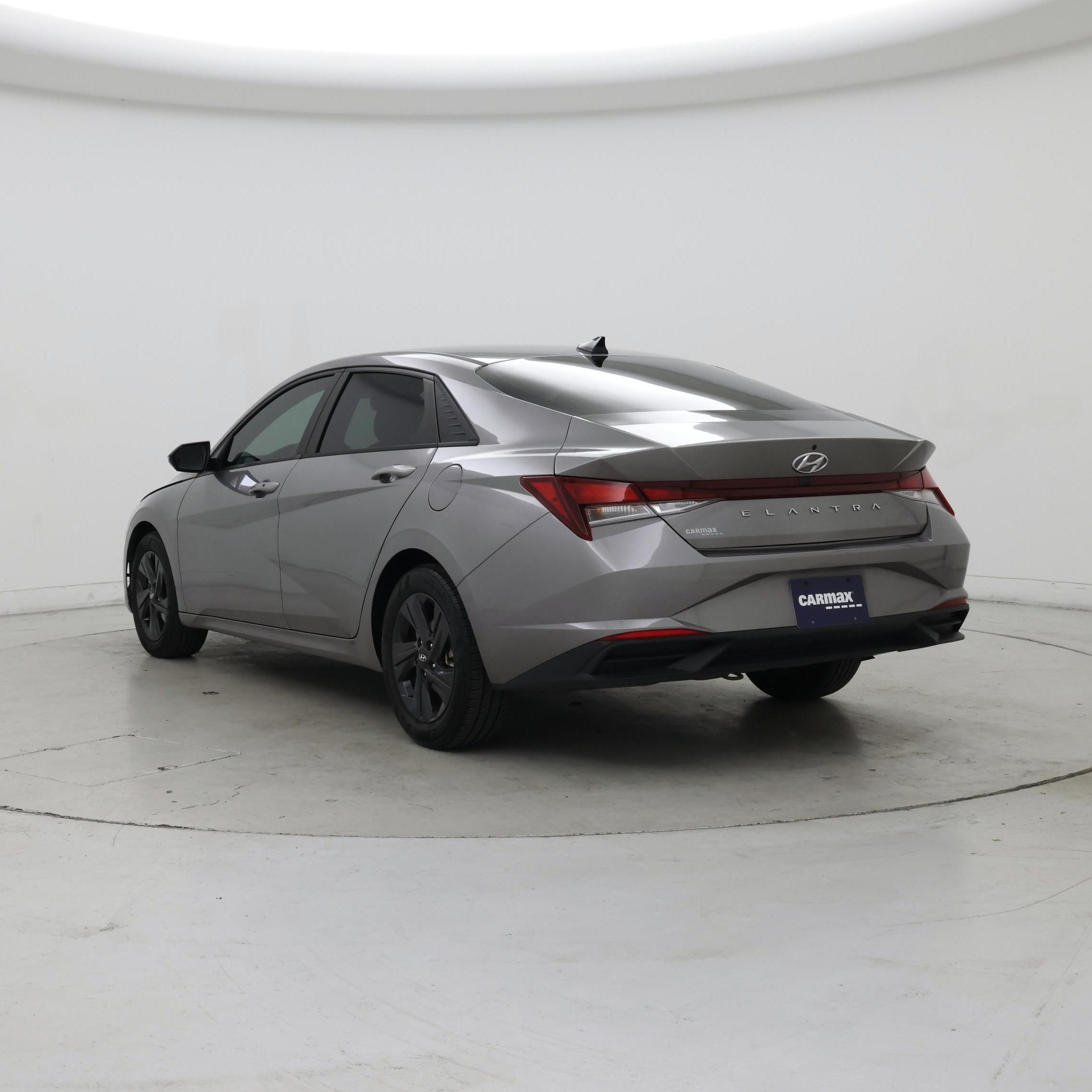 Thumbnail: 2023 Hyundai Elantra - 2