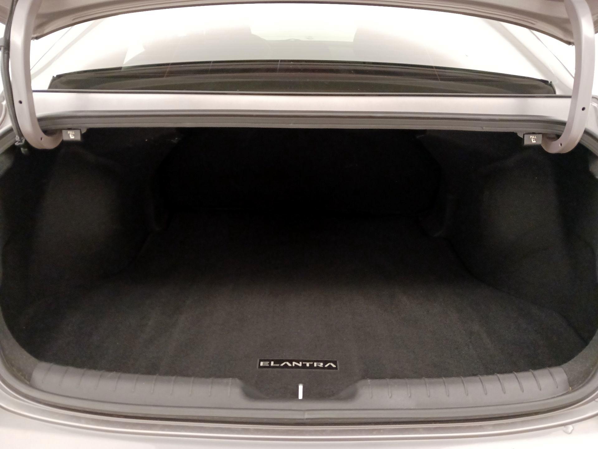 Thumbnail: 2023 Hyundai Elantra - 20