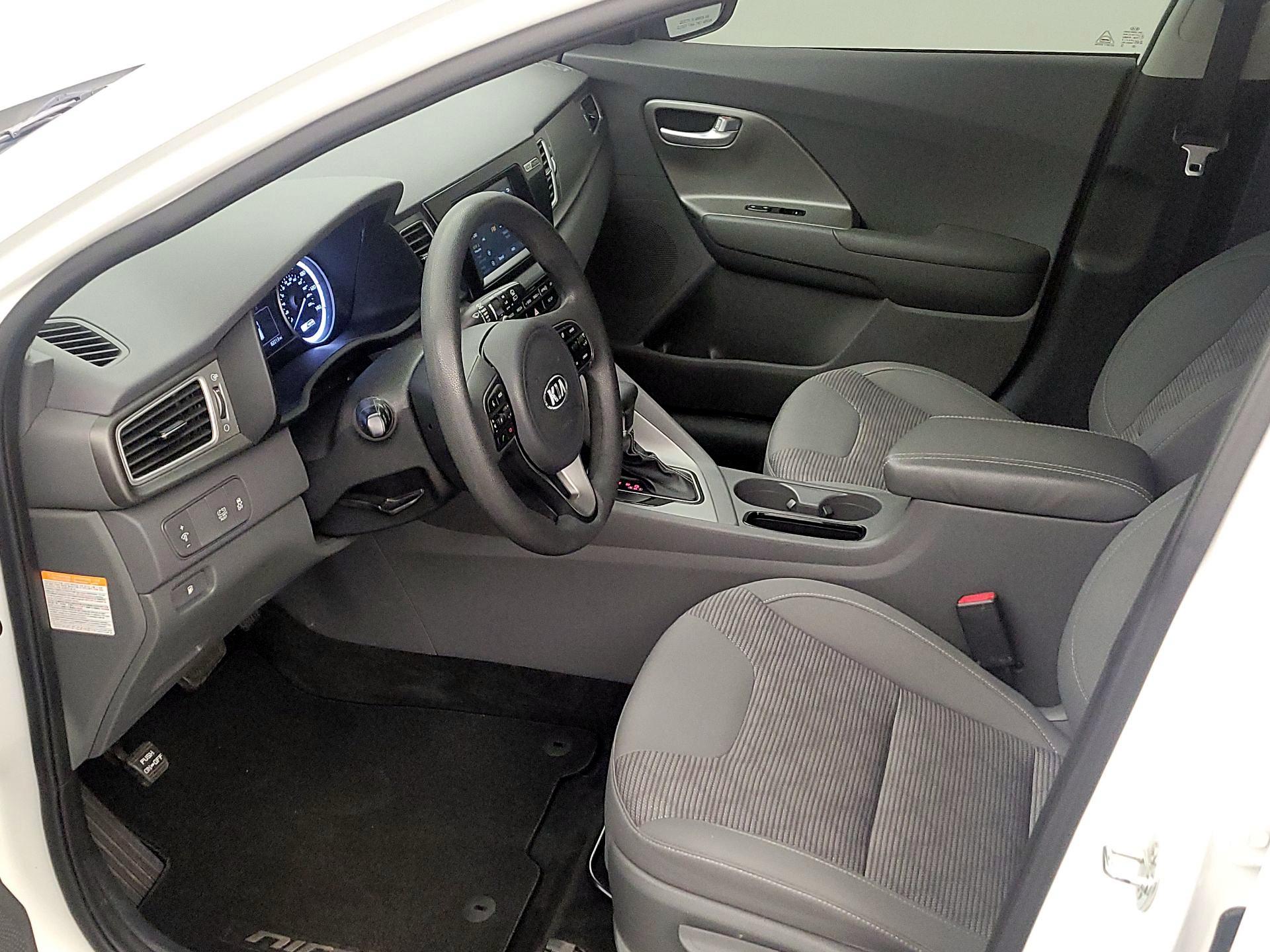 Thumbnail: 2019 Kia Niro - 11