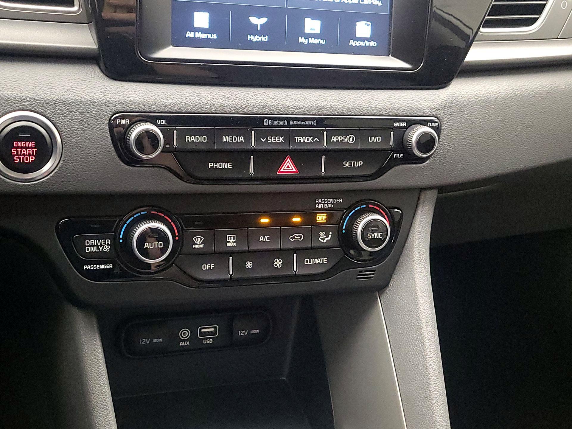 Thumbnail: 2019 Kia Niro - 16