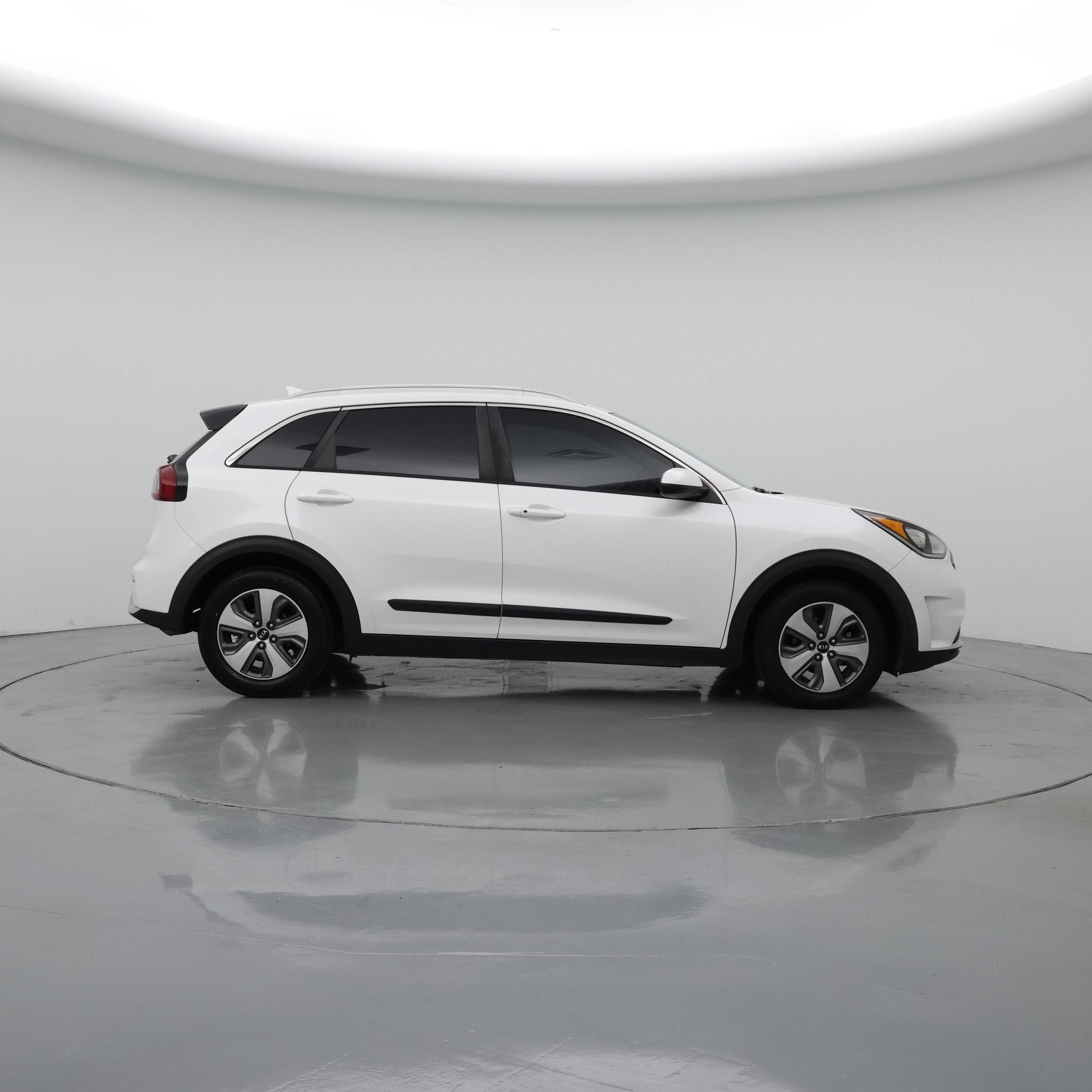 Thumbnail: 2019 Kia Niro - 7