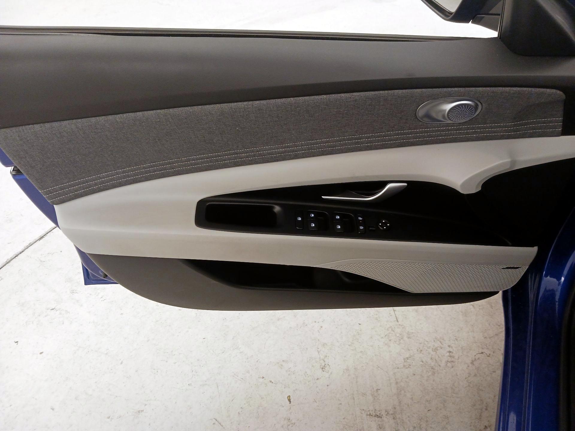 Thumbnail: 2025 Hyundai Elantra - 12
