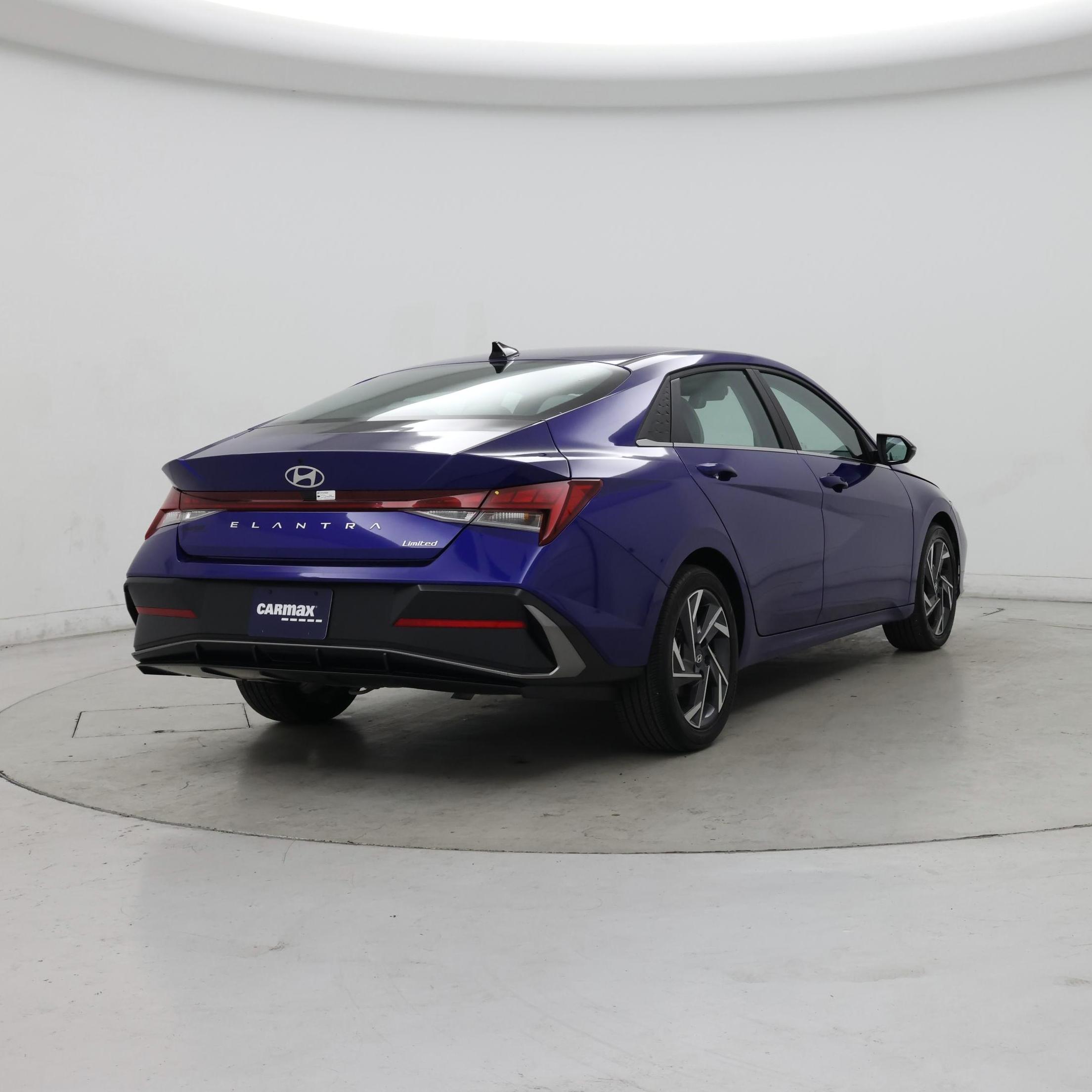 Thumbnail: 2025 Hyundai Elantra - 8