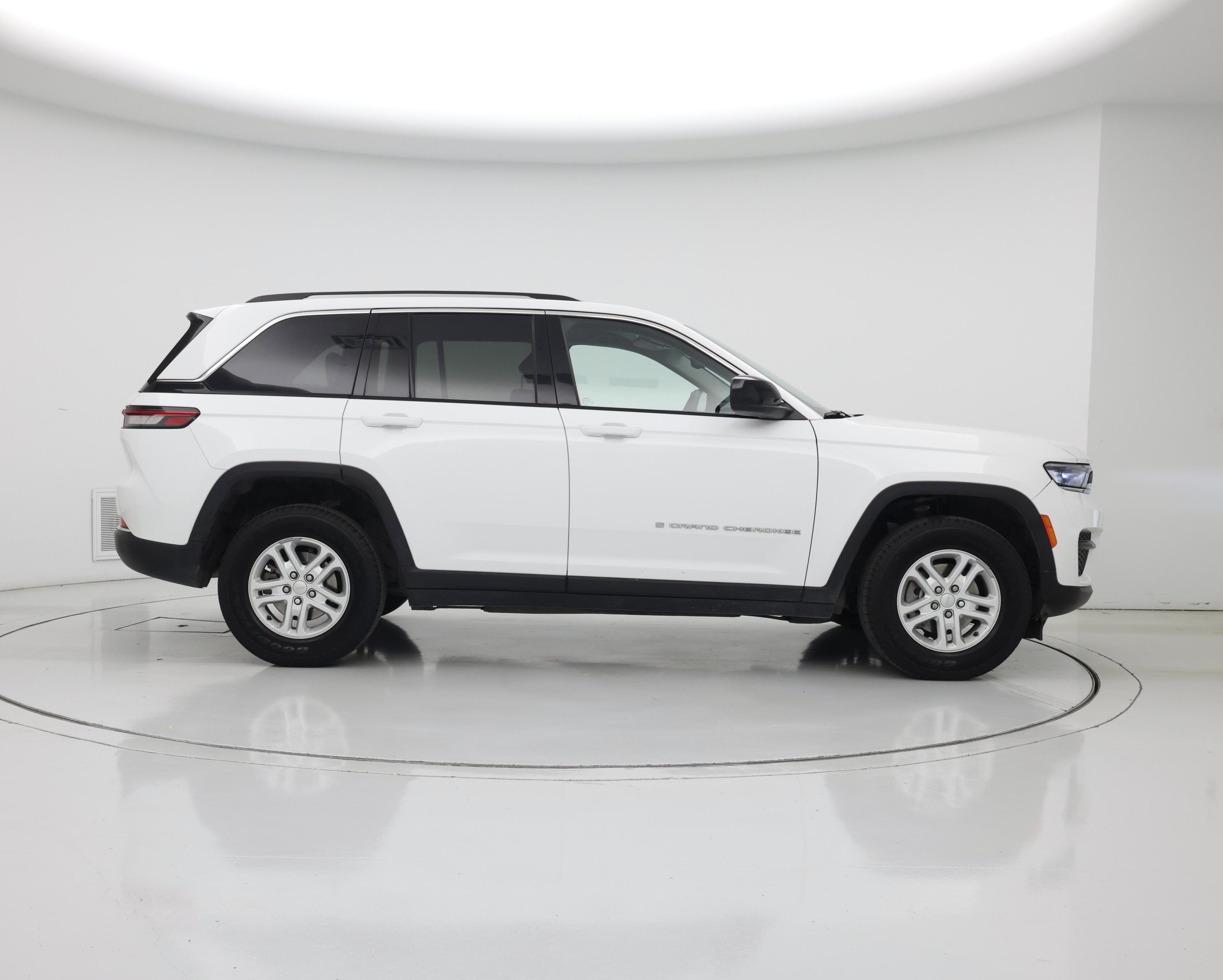 Thumbnail: 2023 Jeep Grand Cherokee - 7