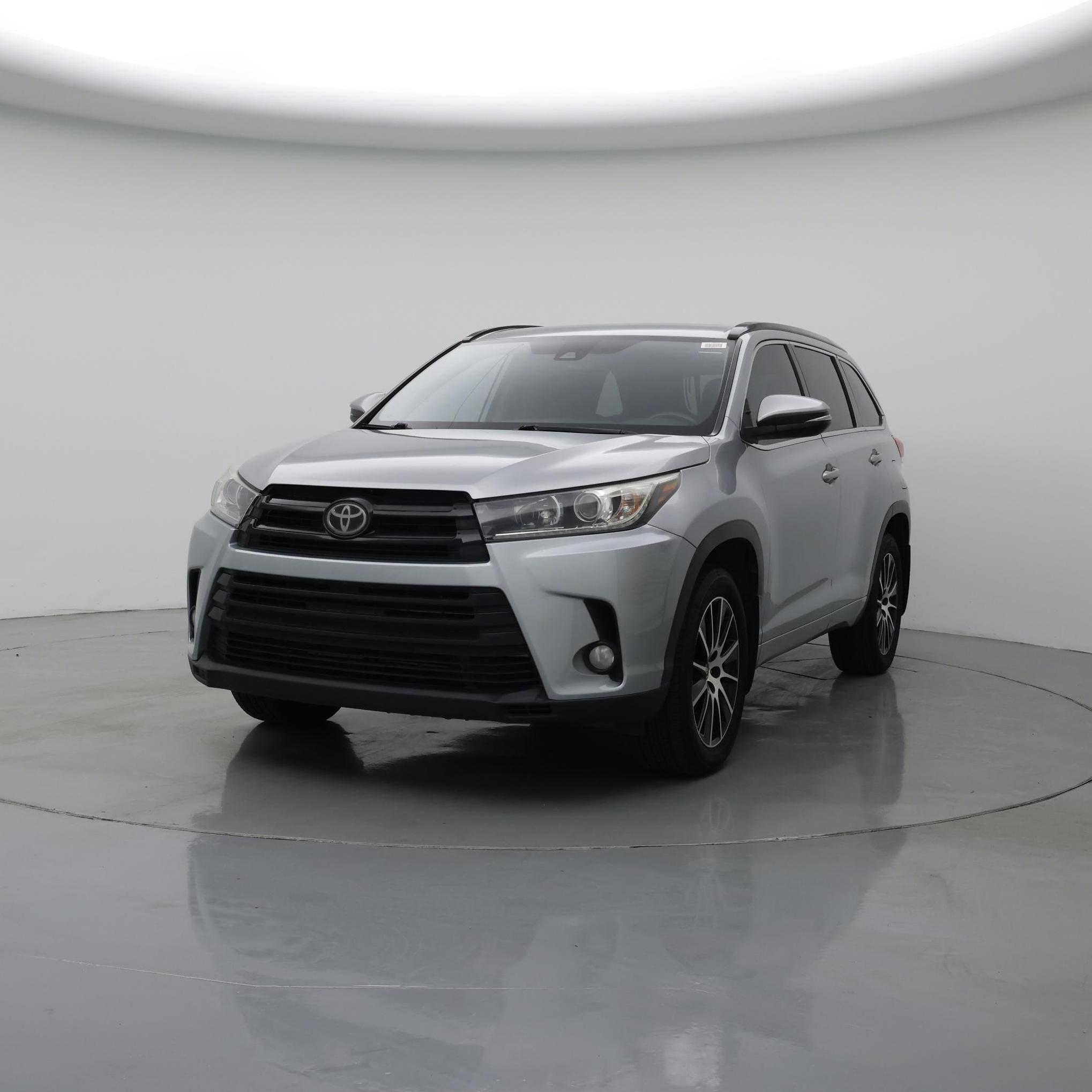 Thumbnail: 2018 Toyota Highlander - 4