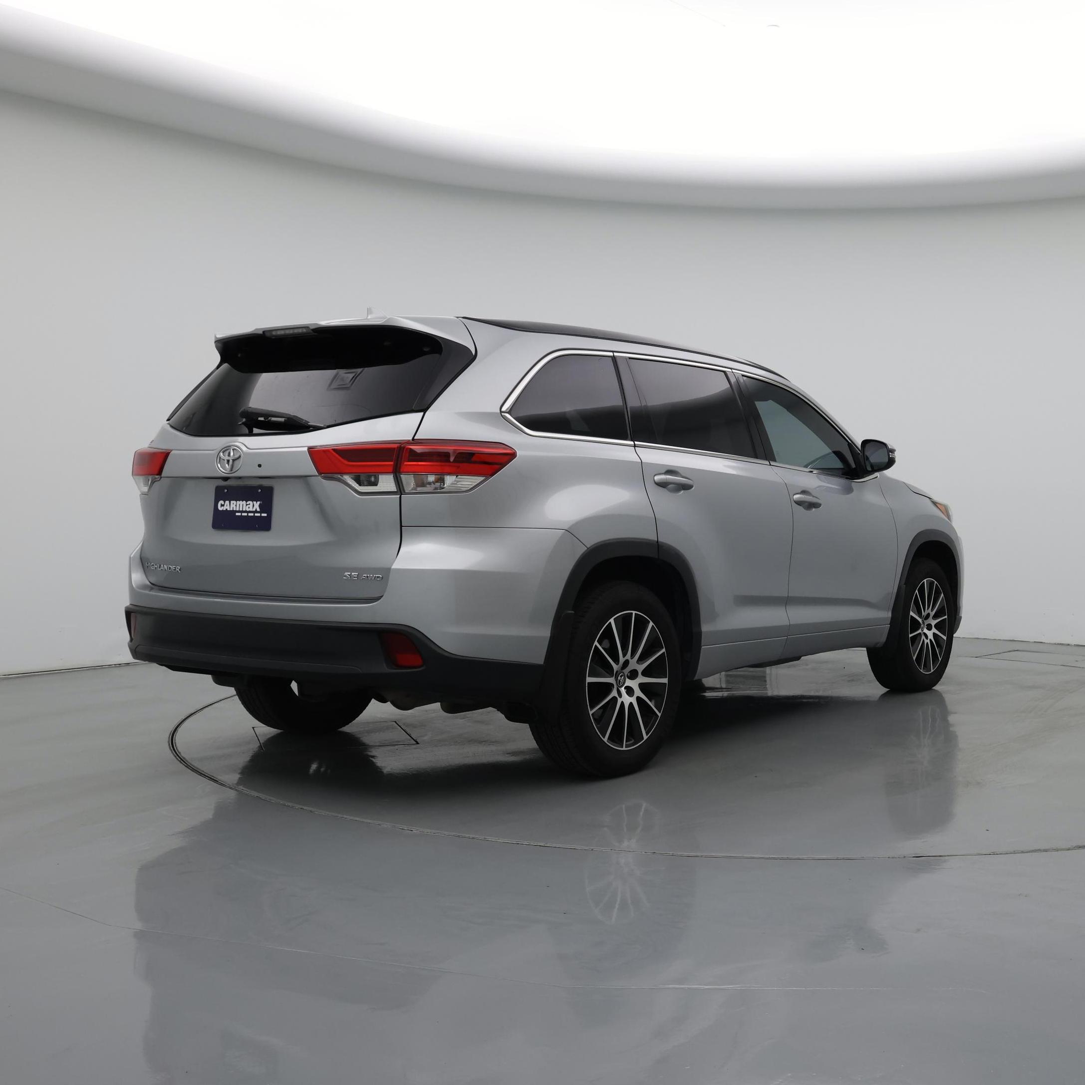 Thumbnail: 2018 Toyota Highlander - 8