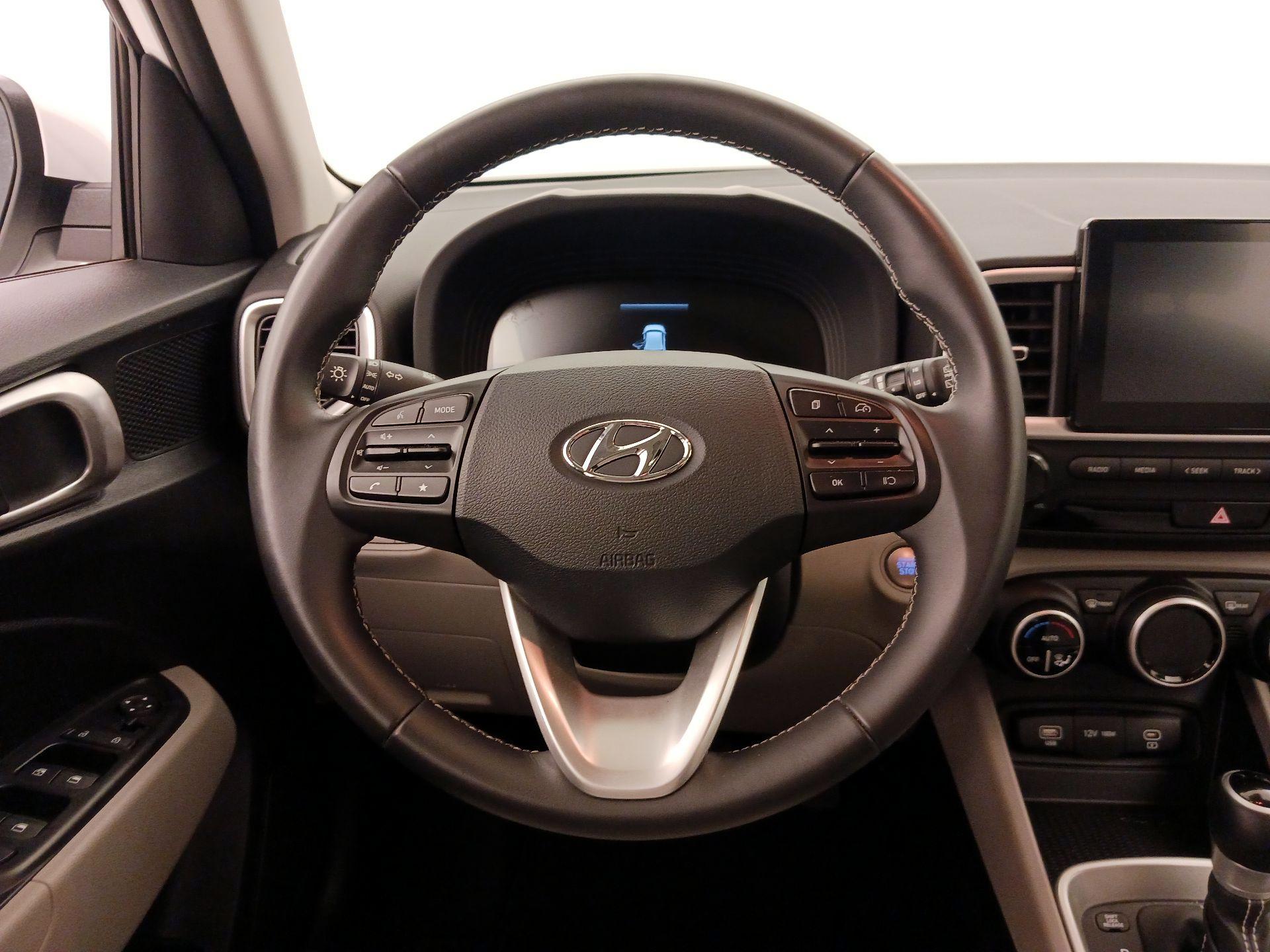 Thumbnail: 2025 Hyundai Venue - 10