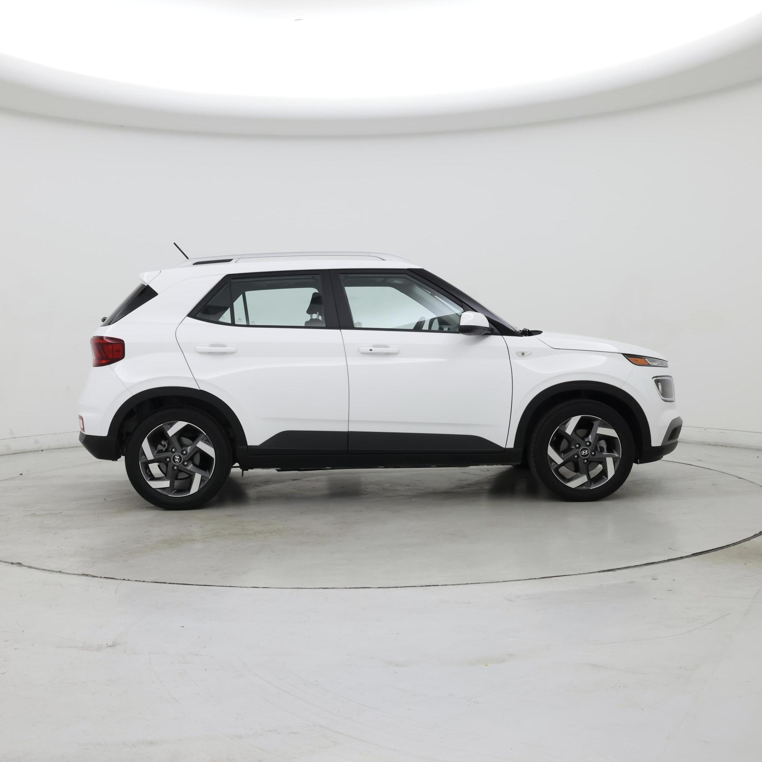 Thumbnail: 2025 Hyundai Venue - 7