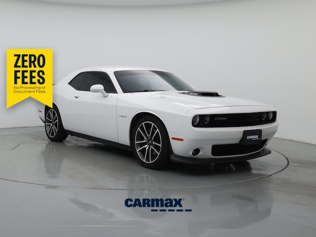 White 2022 Dodge Challenger Coupe Rear-Wheel Drive Automatic