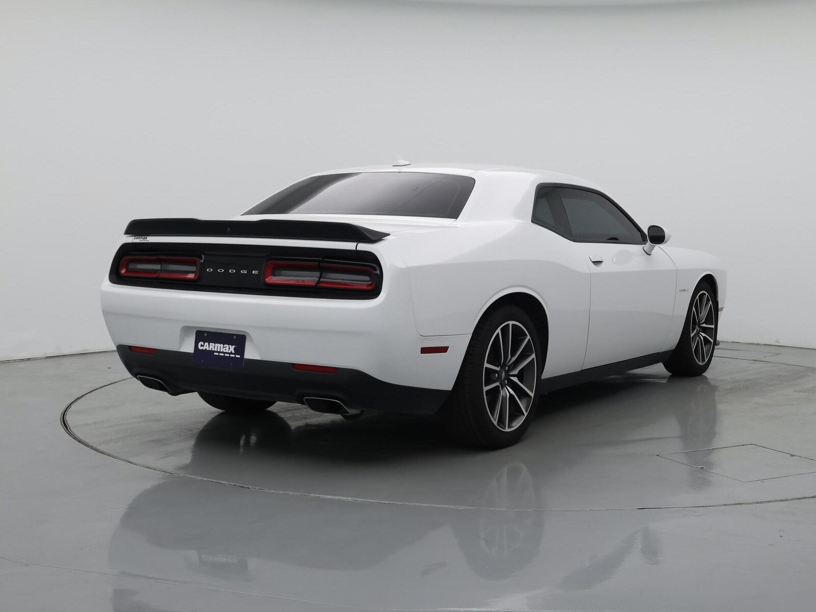 2022 Dodge Challenger R/T - Photo 9
