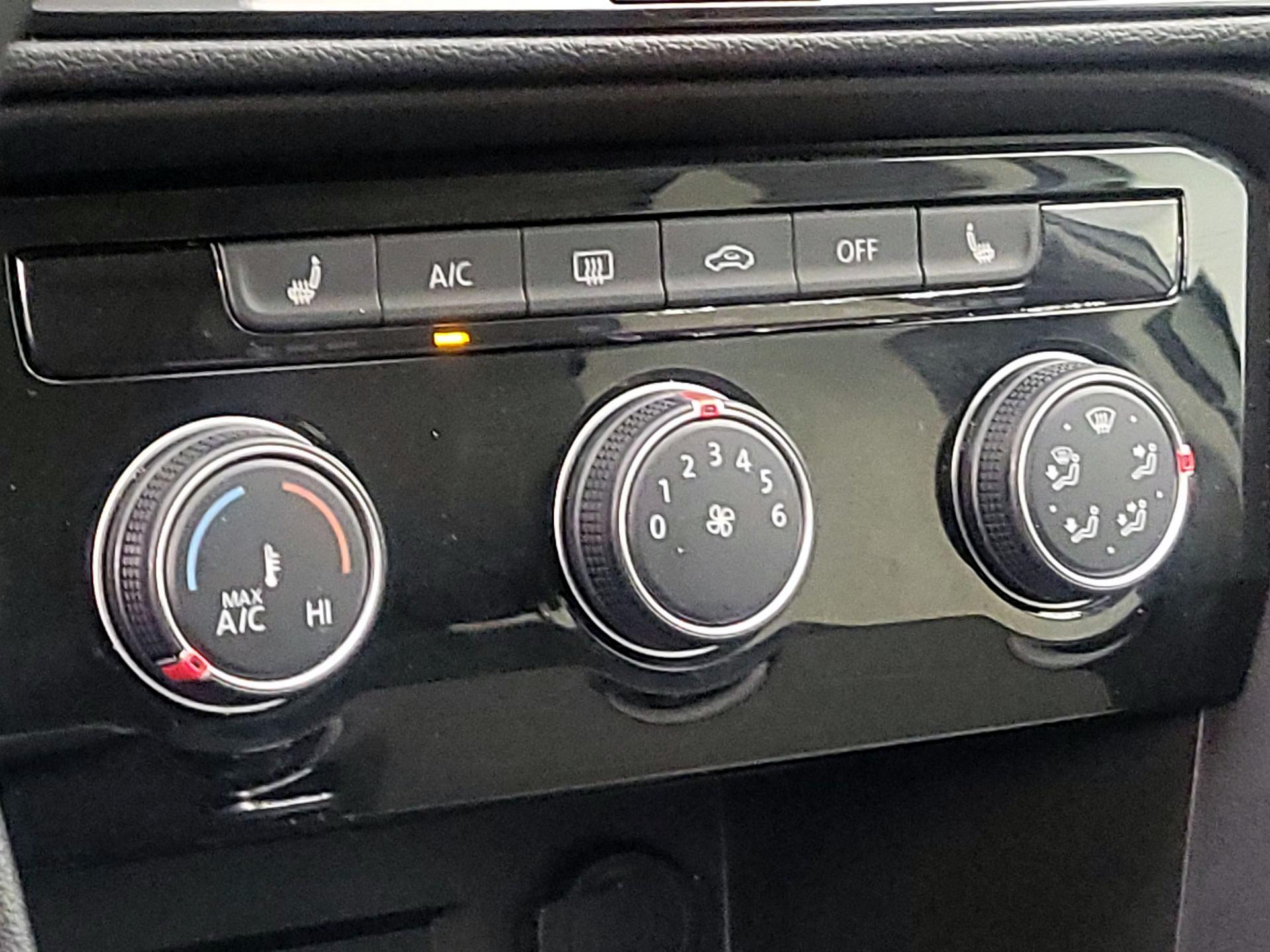 Thumbnail: 2023 Volkswagen Taos - 16